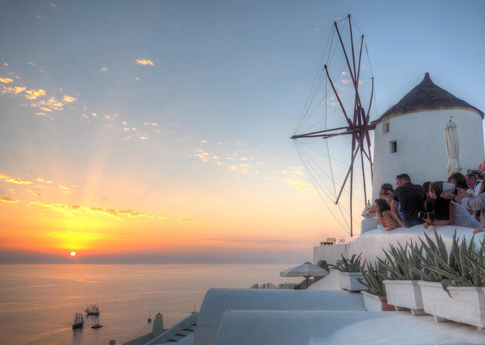 LUMIX G 14/F2.5 II sample photo. Sunset in santorini island photography