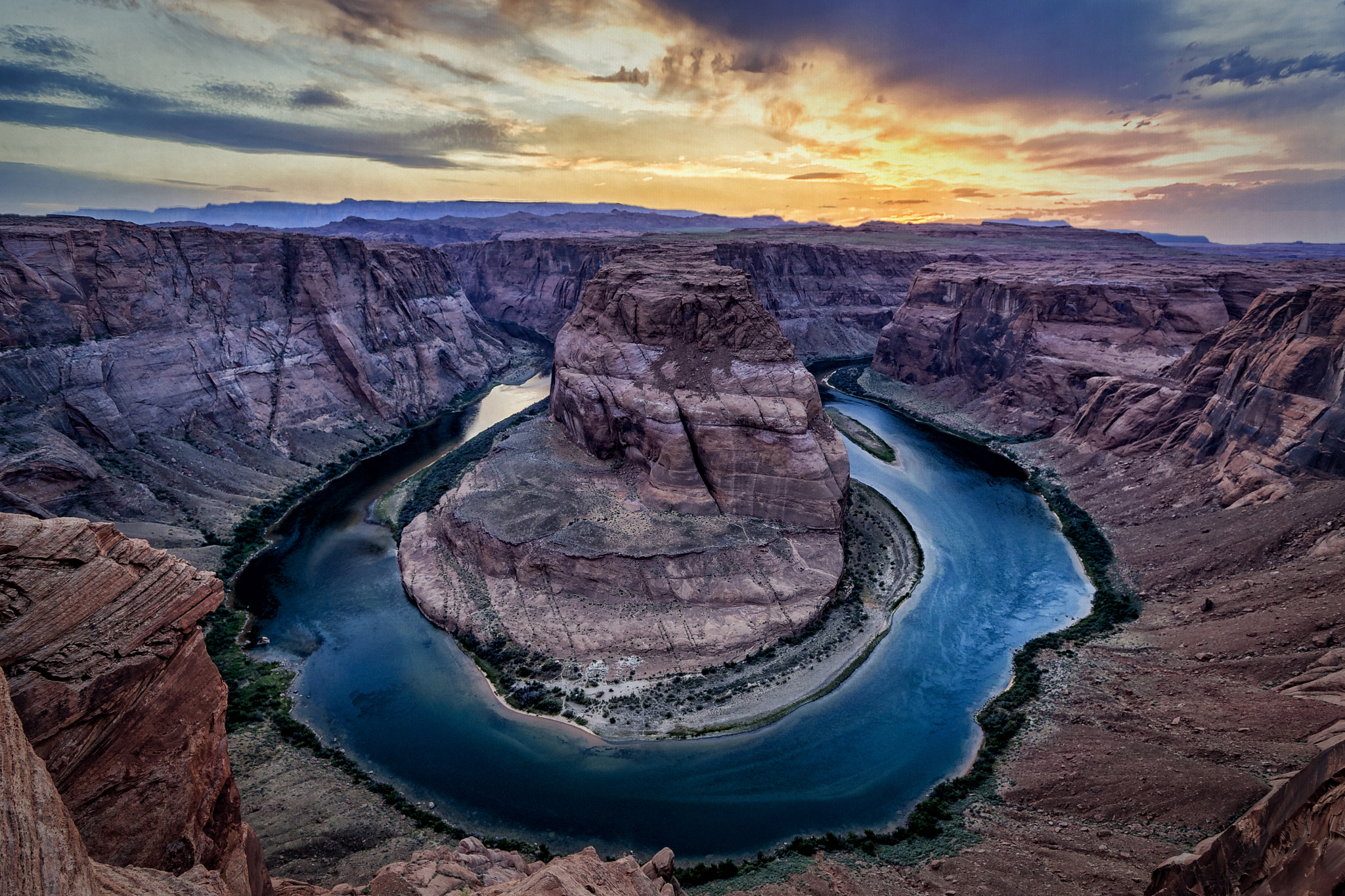 Sony a99 II sample photo. Horseshoe bend after sunset photography