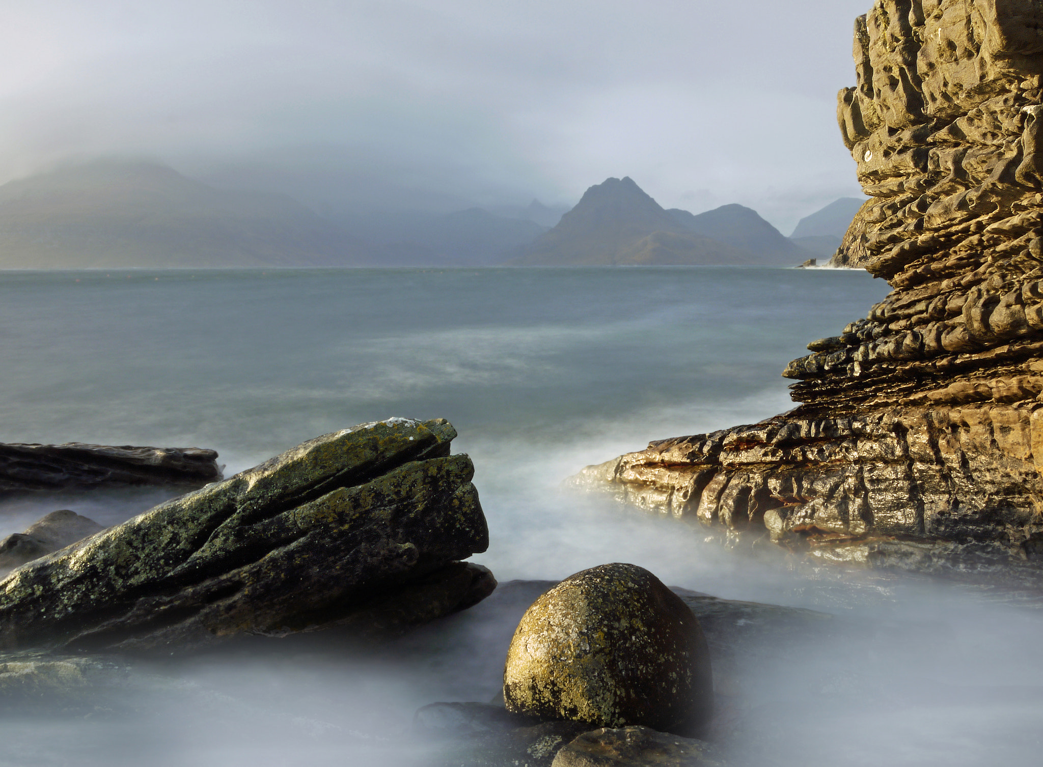 Panasonic Lumix DMC-GF1 sample photo. Ballon d'or (elgol) photography
