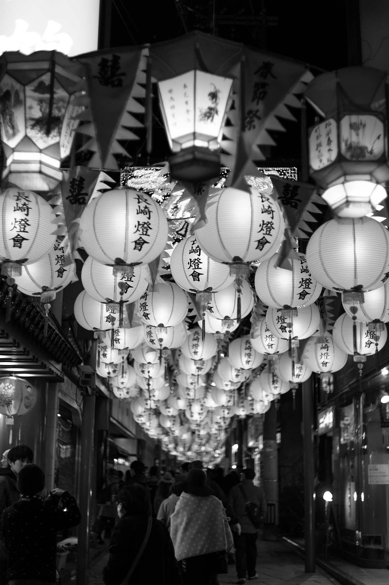 Leica M9 + Summilux-M 50mm f/1.4 (II) sample photo. Nagasaki lantern festival photography