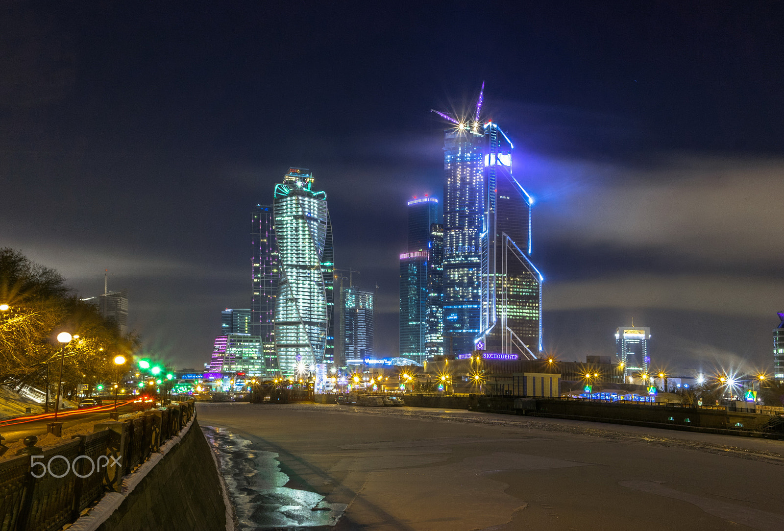 Samsung NX1000 + Samsung NX 20-50mm F3.5-5.6 ED sample photo. Moscow-city photography