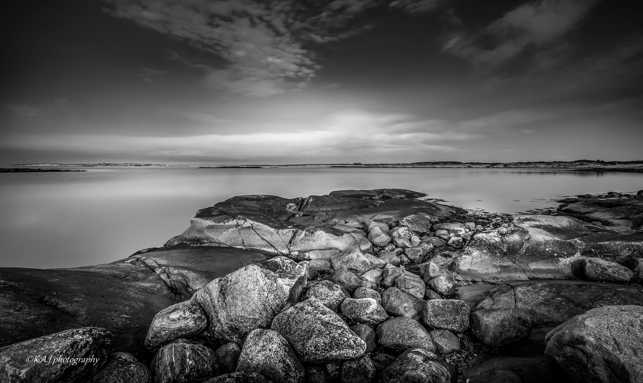 Canon EOS 80D + Sigma 10-20mm F4-5.6 EX DC HSM sample photo. Dramatic bw  photography