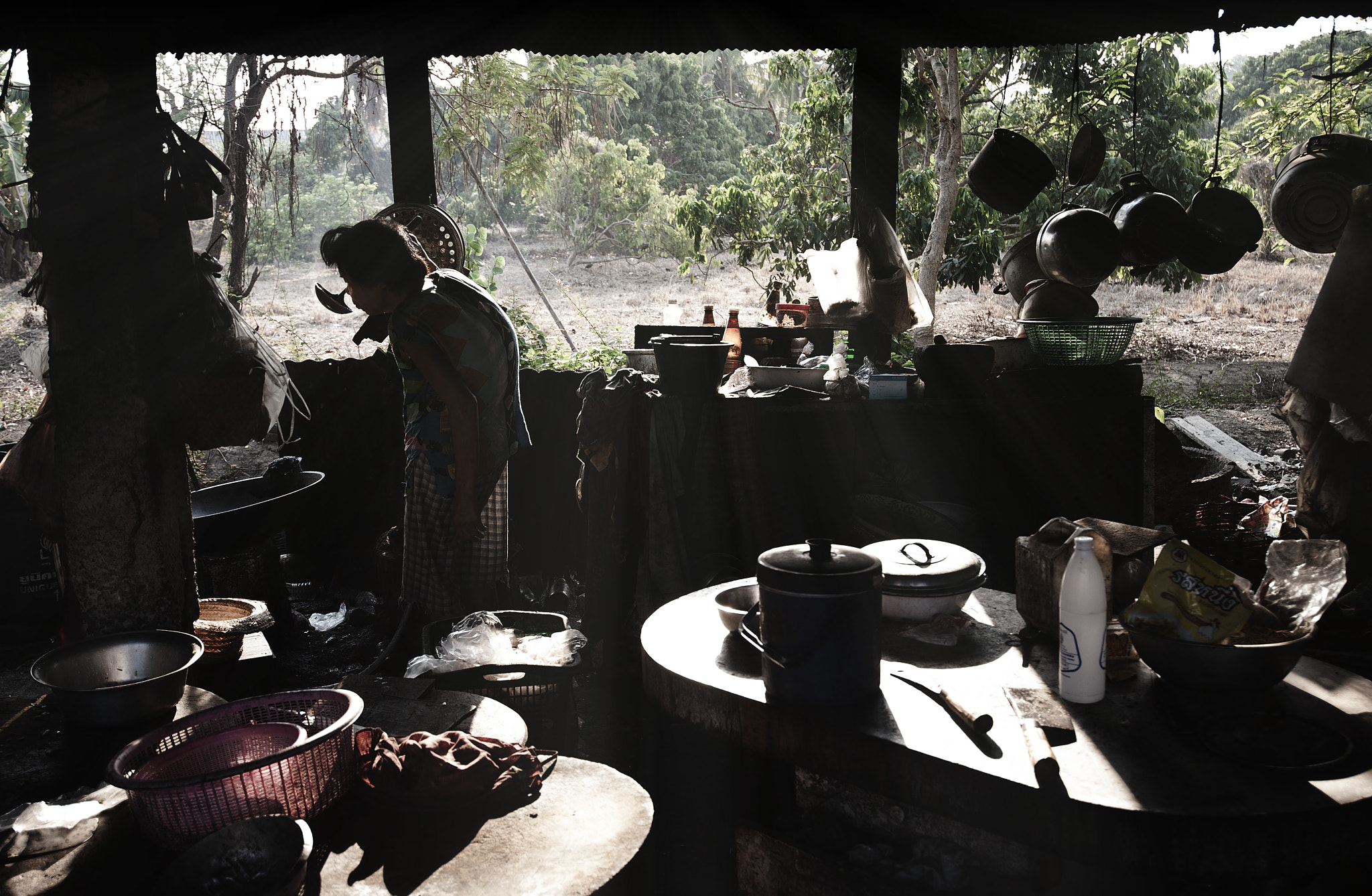 Nikon AF-S Nikkor 18-35mm F3.5-4.5G ED sample photo. Country kitchen photography