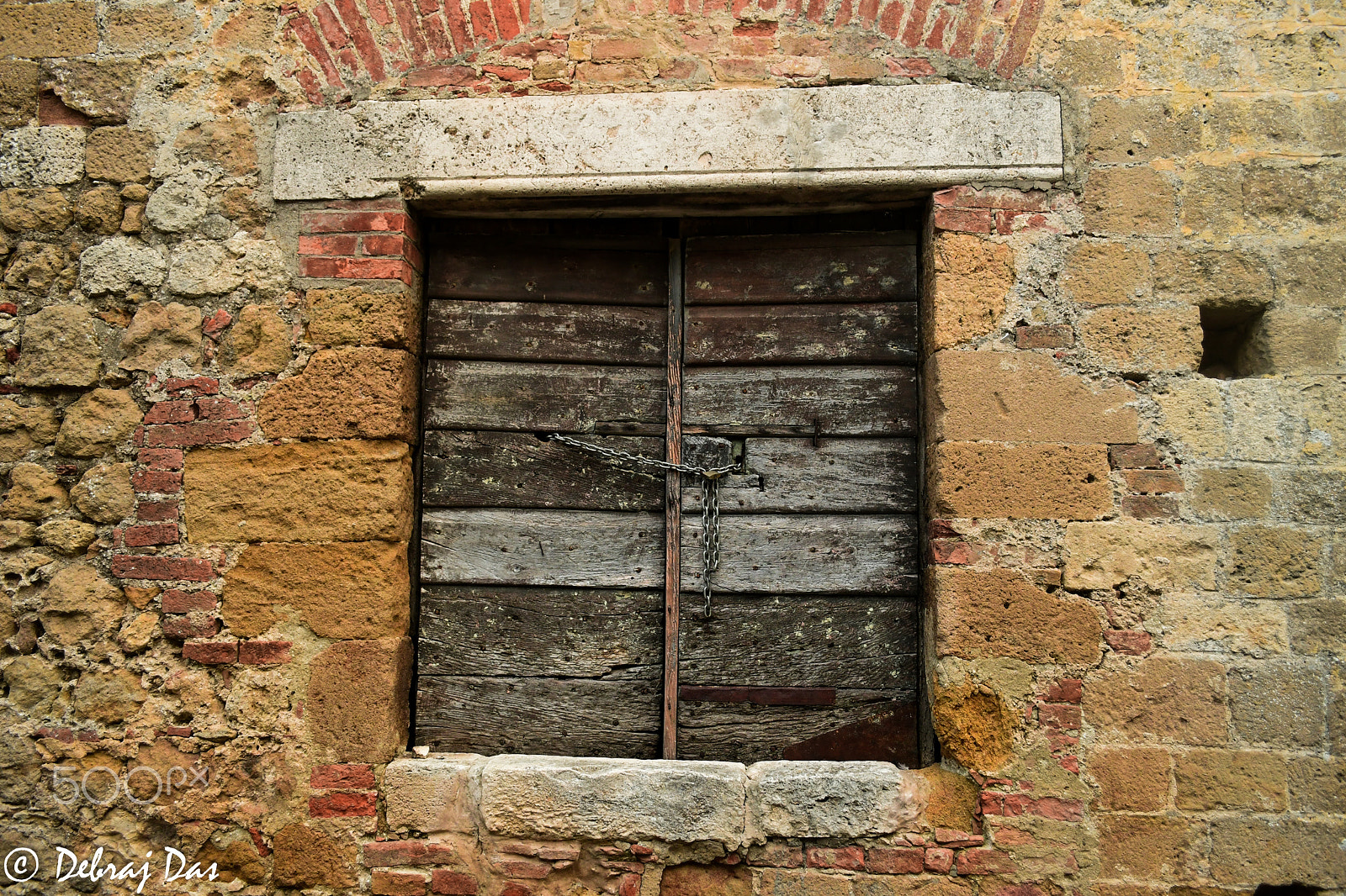 Nikon D500 sample photo. Locked and forgotten photography