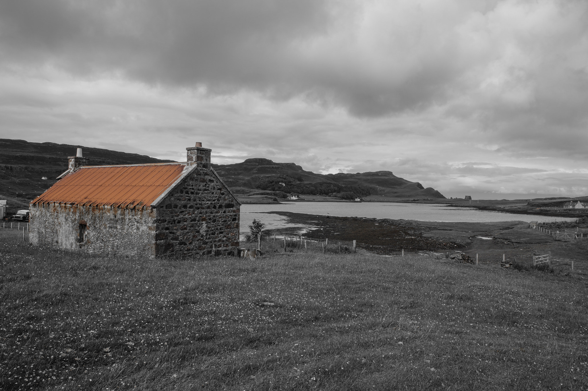 Pentax K-3 II sample photo. Old roof photography