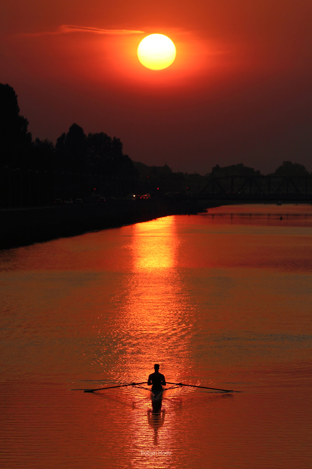 Canon EF 70-300mm F4-5.6L IS USM sample photo. Sunset rowing photography