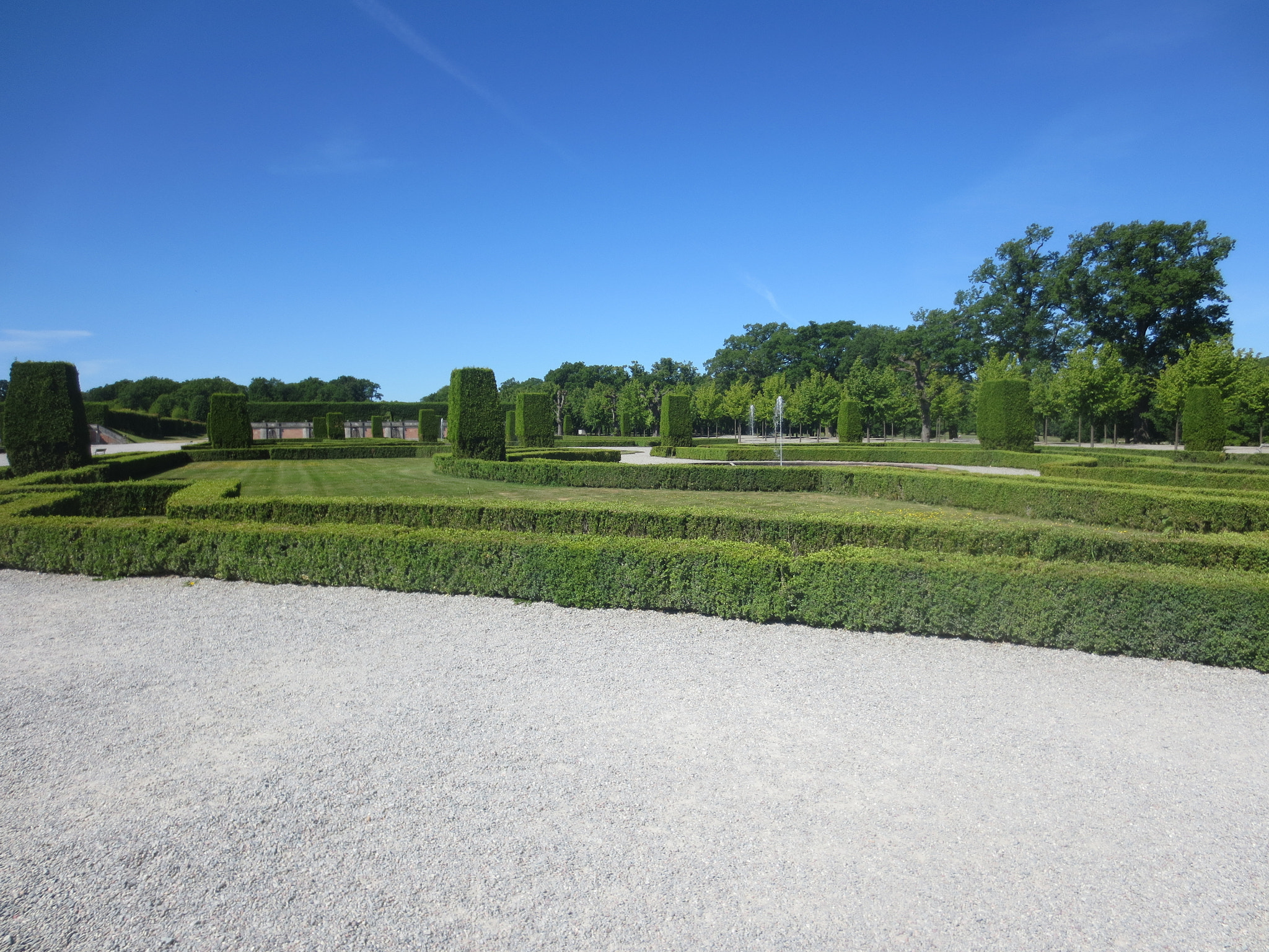 Canon PowerShot ELPH 110HS (PowerShot IXUS 125 HS) sample photo. Park of castle drottningholm photography