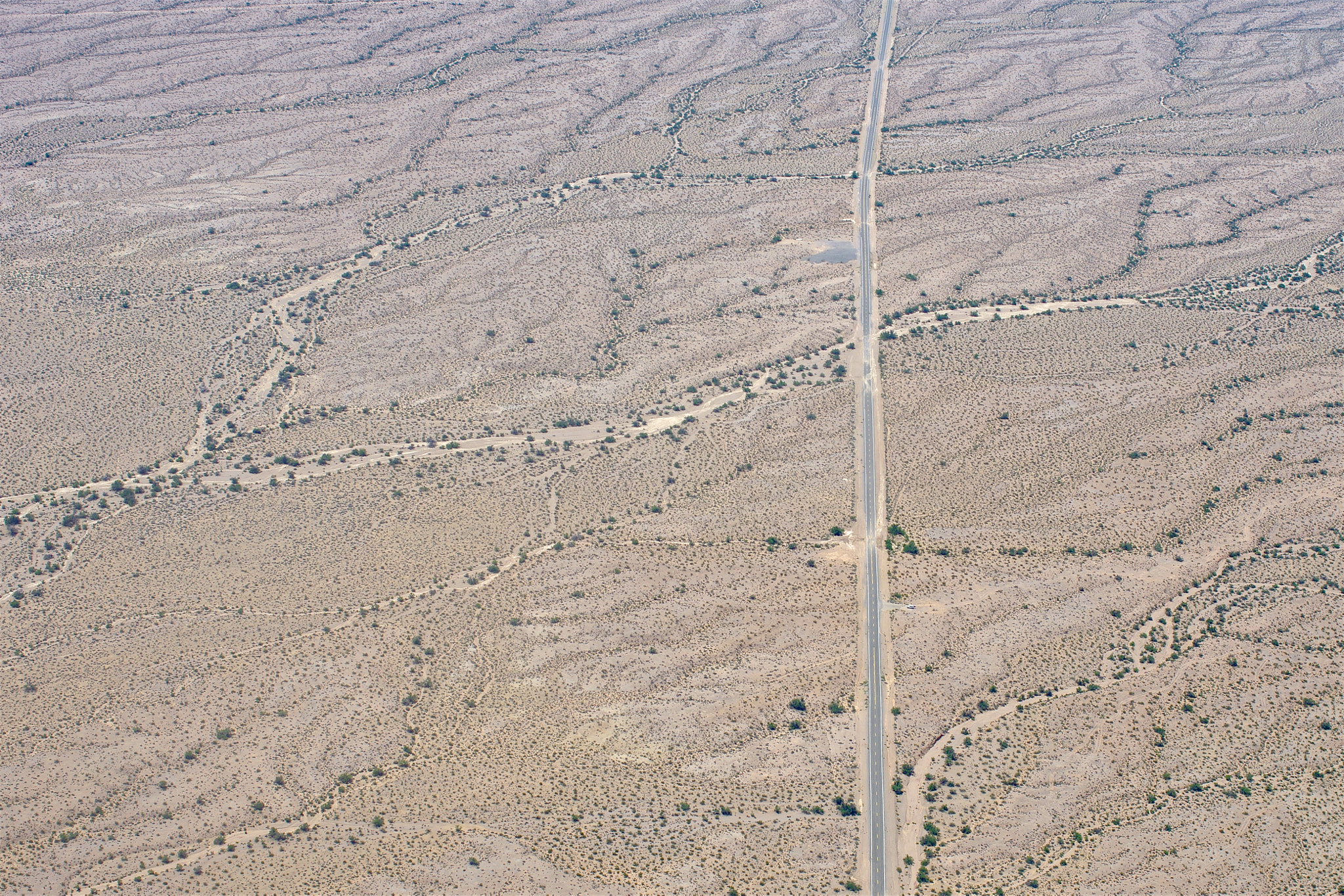 Pentax K-5 II sample photo. Driving through the desert photography