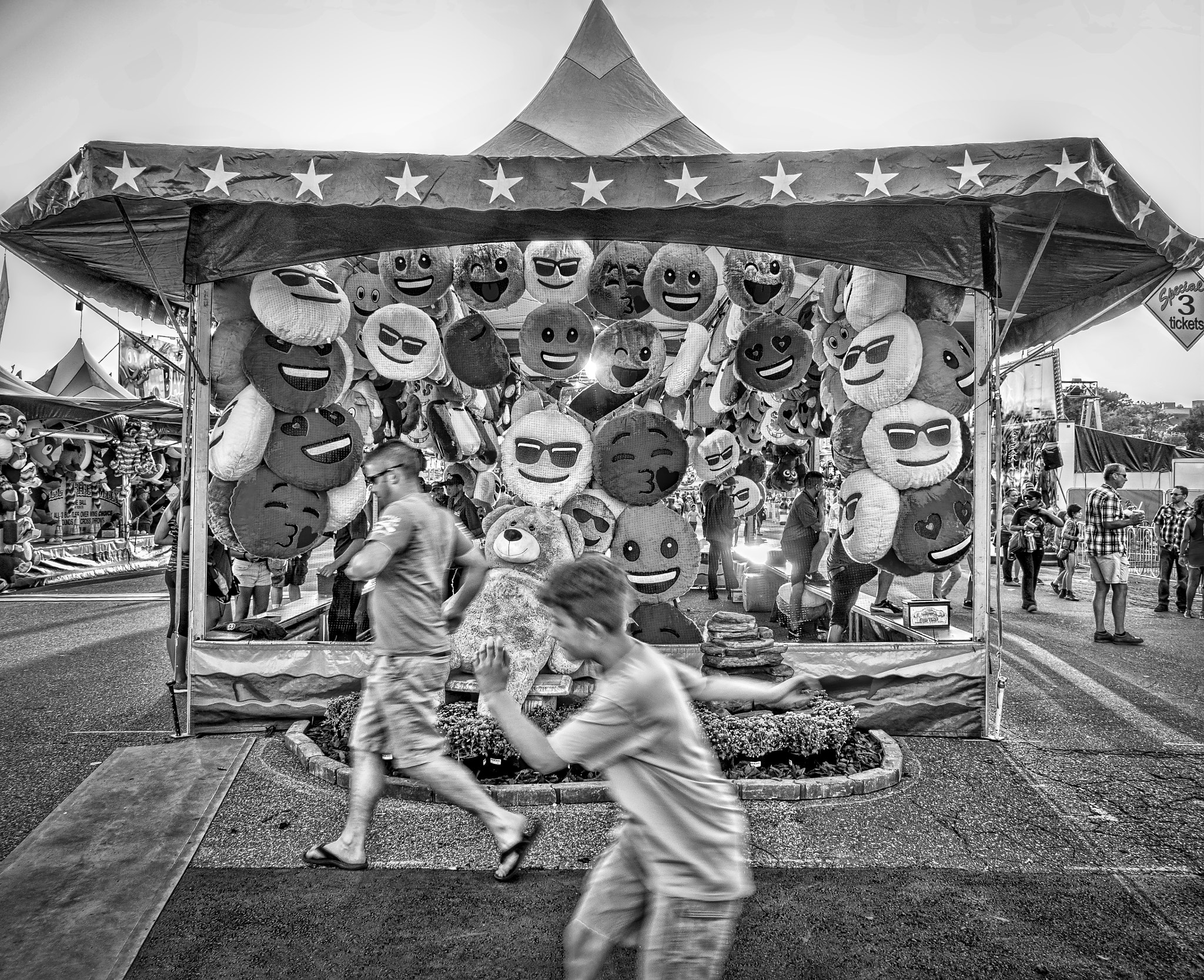 Olympus OM-D E-M1 sample photo. Smileys photography