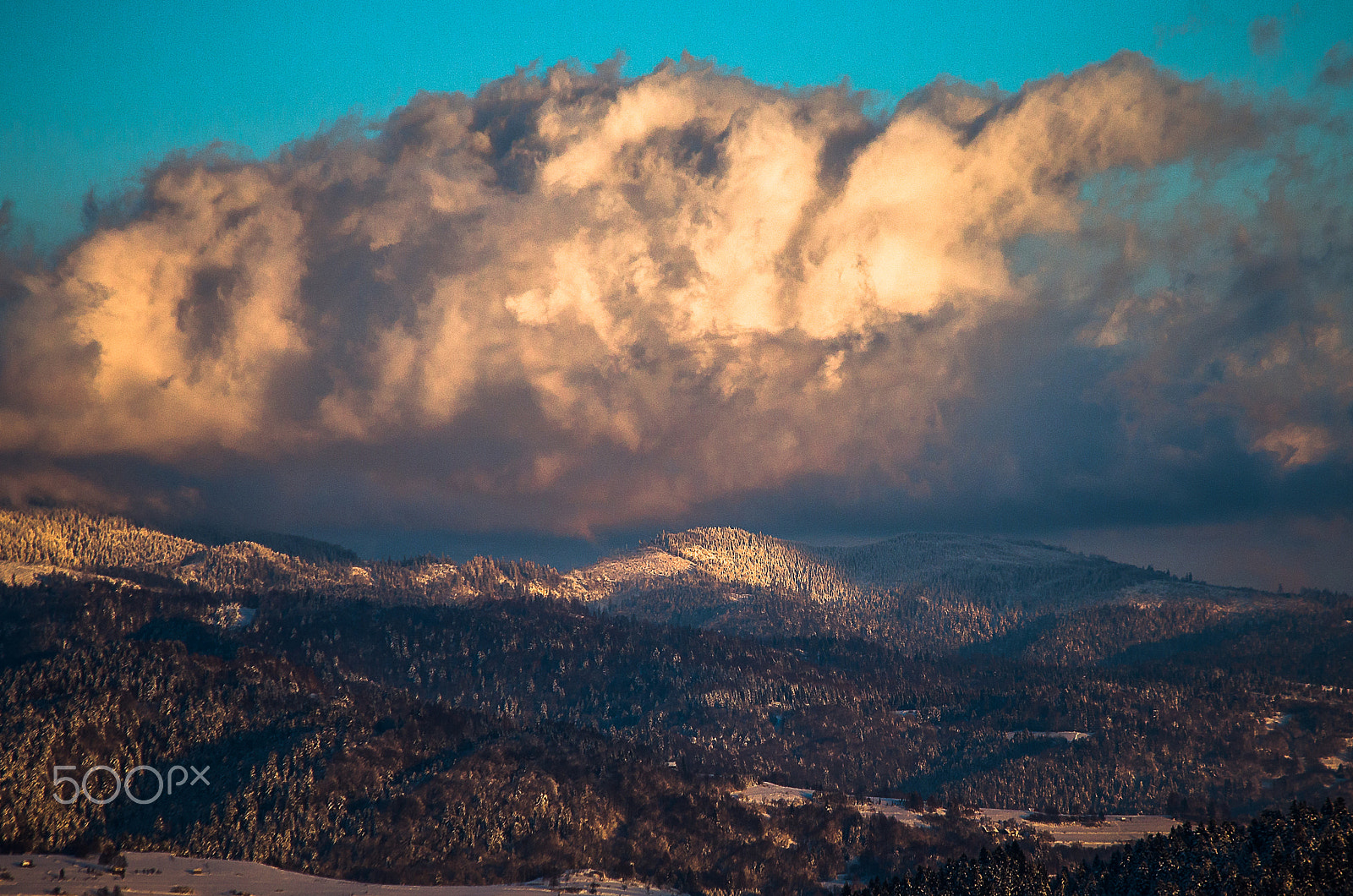 Pentax K-5 II sample photo. Cloud over mountain.... photography