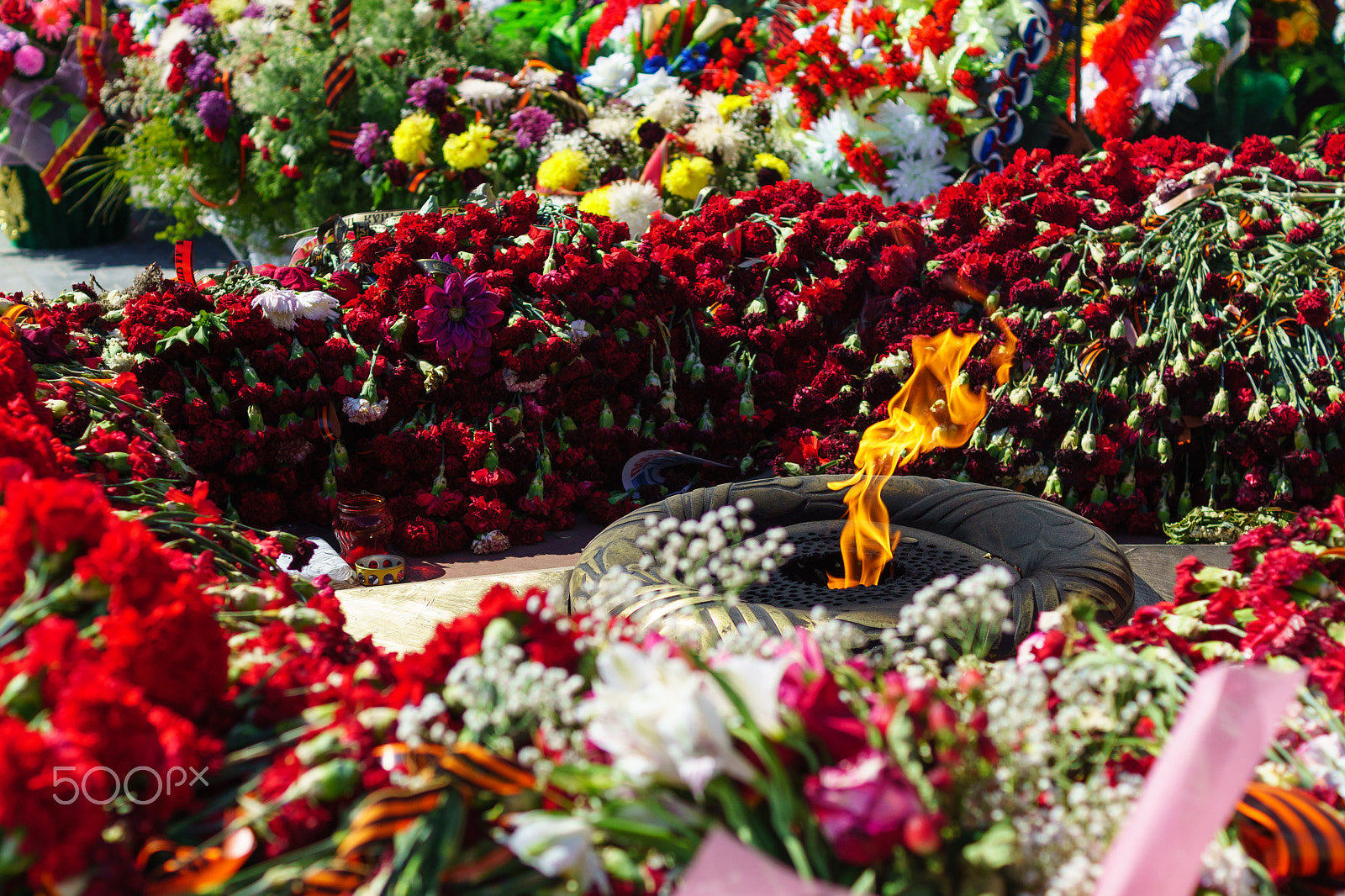 Sony ILCA-77M2 sample photo. The eternal flame in honor of victory day photography