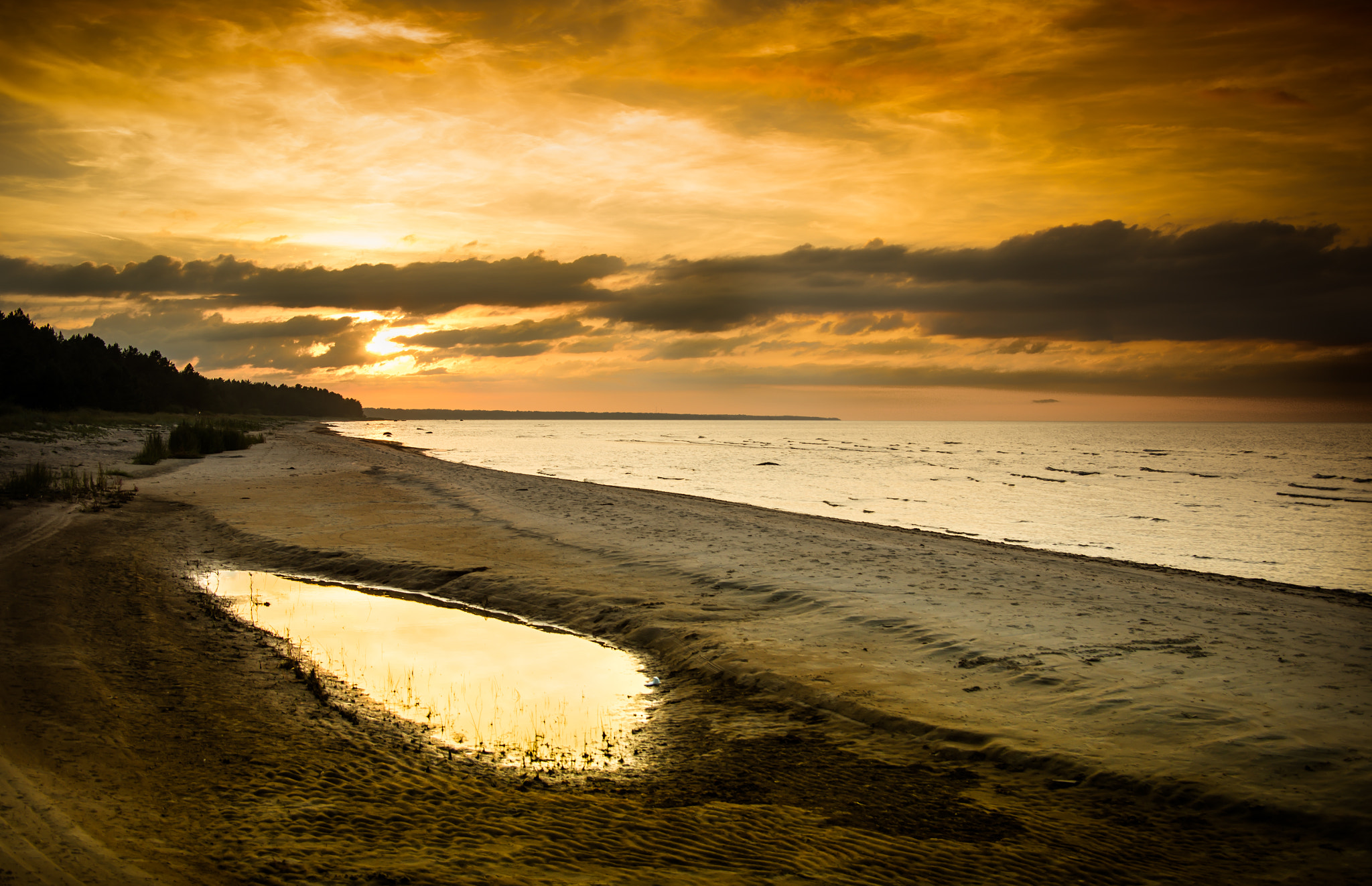 Pentax K-5 sample photo. Dramatic sunset photography