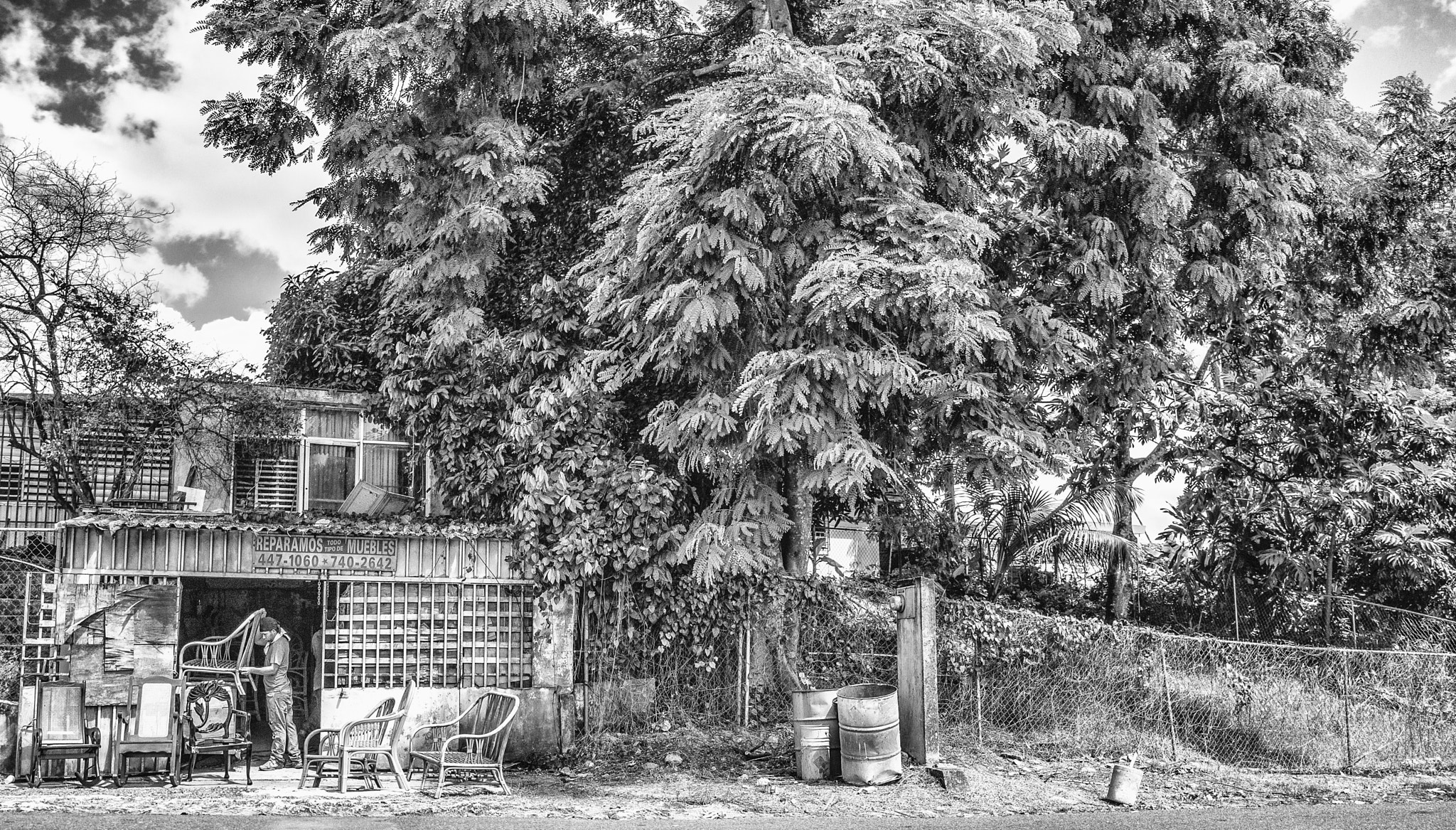 Sony E 20mm F2.8 sample photo. Reparamos photography