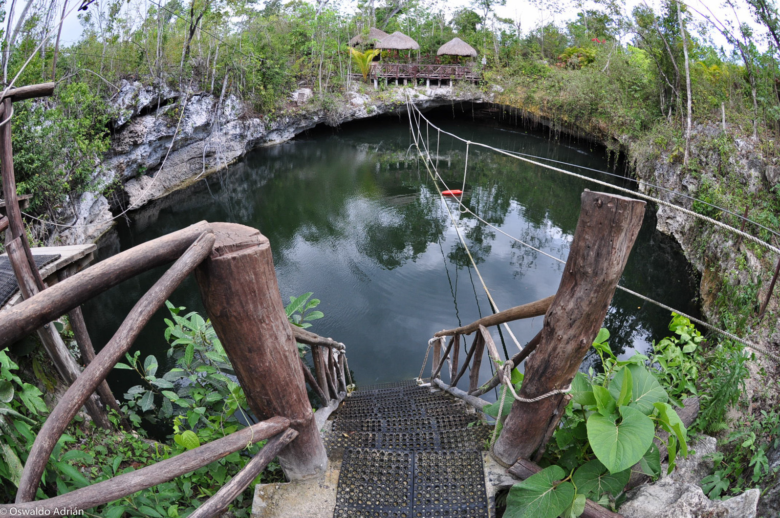 Nikon AF DX Fisheye-Nikkor 10.5mm F2.8G ED sample photo. Cenote lukuma photography
