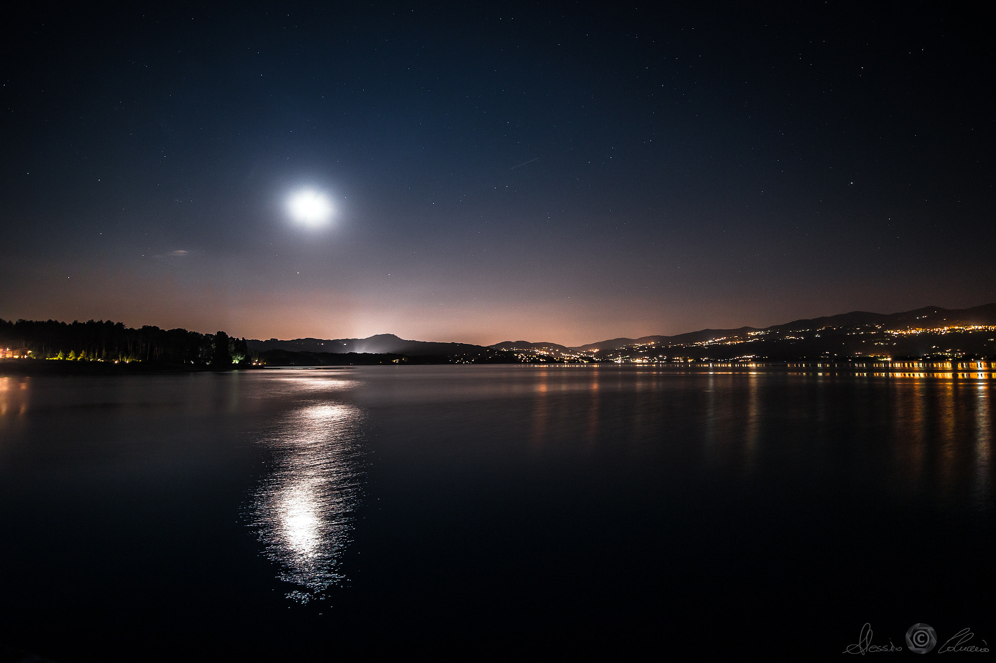 Canon EOS-1D X sample photo. Moon reflection photography