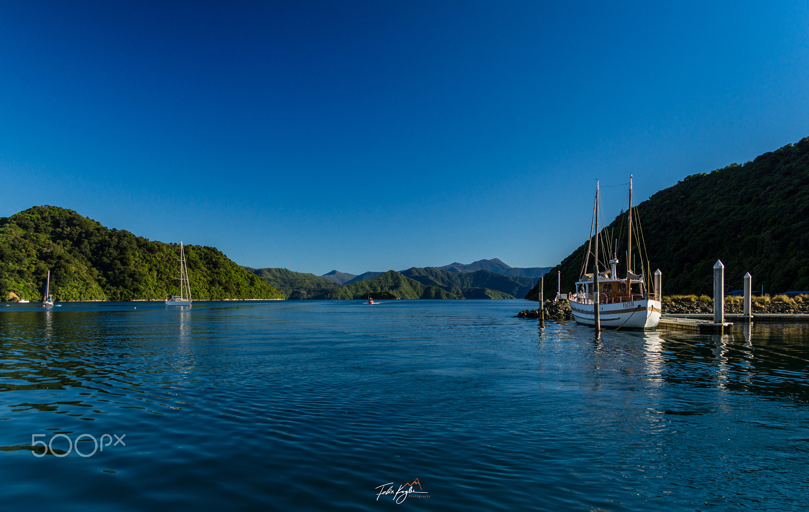 Tamron 18-270mm F3.5-6.3 Di II PZD sample photo. Welcome to picton harbor photography