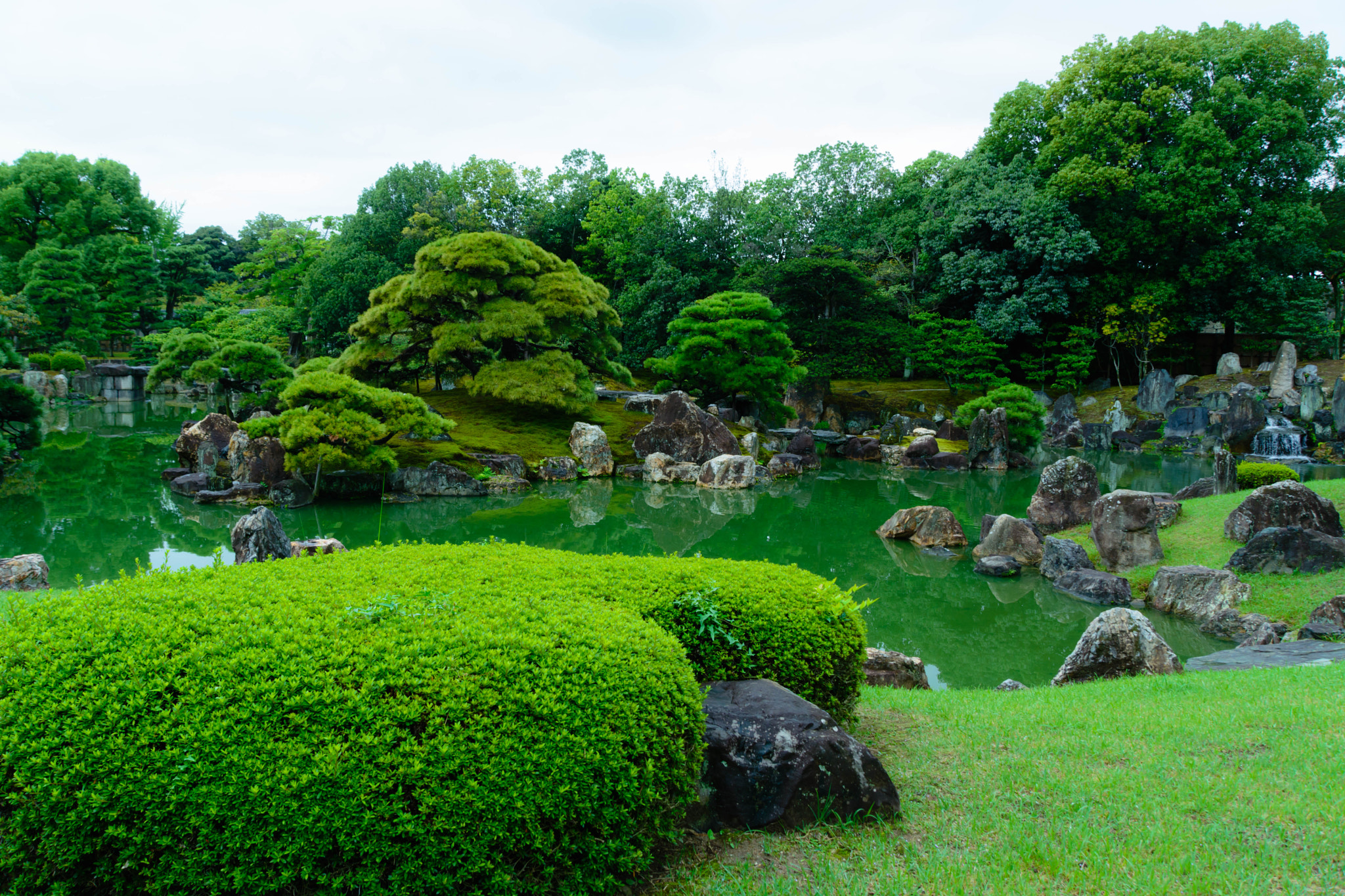 Sigma 18-200mm F3.5-6.3 II DC OS HSM sample photo. 二条城庭園 photography