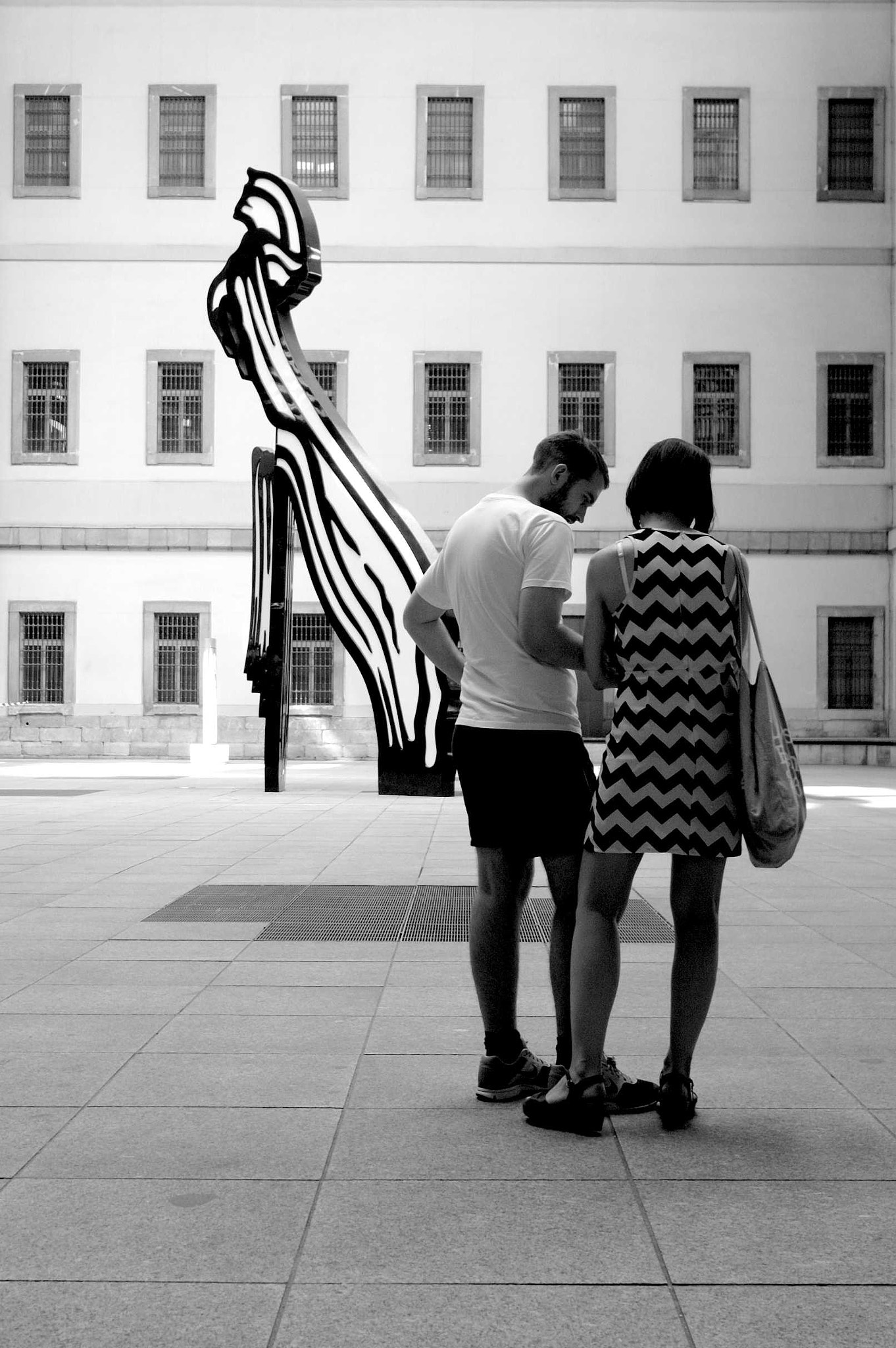 Sigma 12-24mm F4.5-5.6 EX DG Aspherical HSM sample photo. Pop art photography