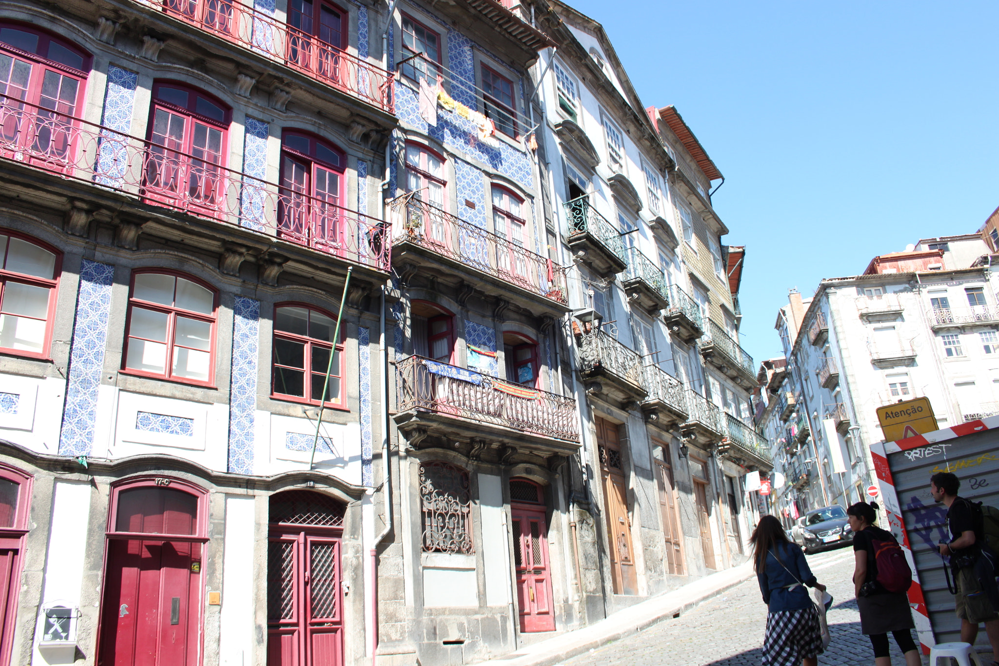 Canon EF-S 18-55mm F3.5-5.6 II sample photo. Old building photography