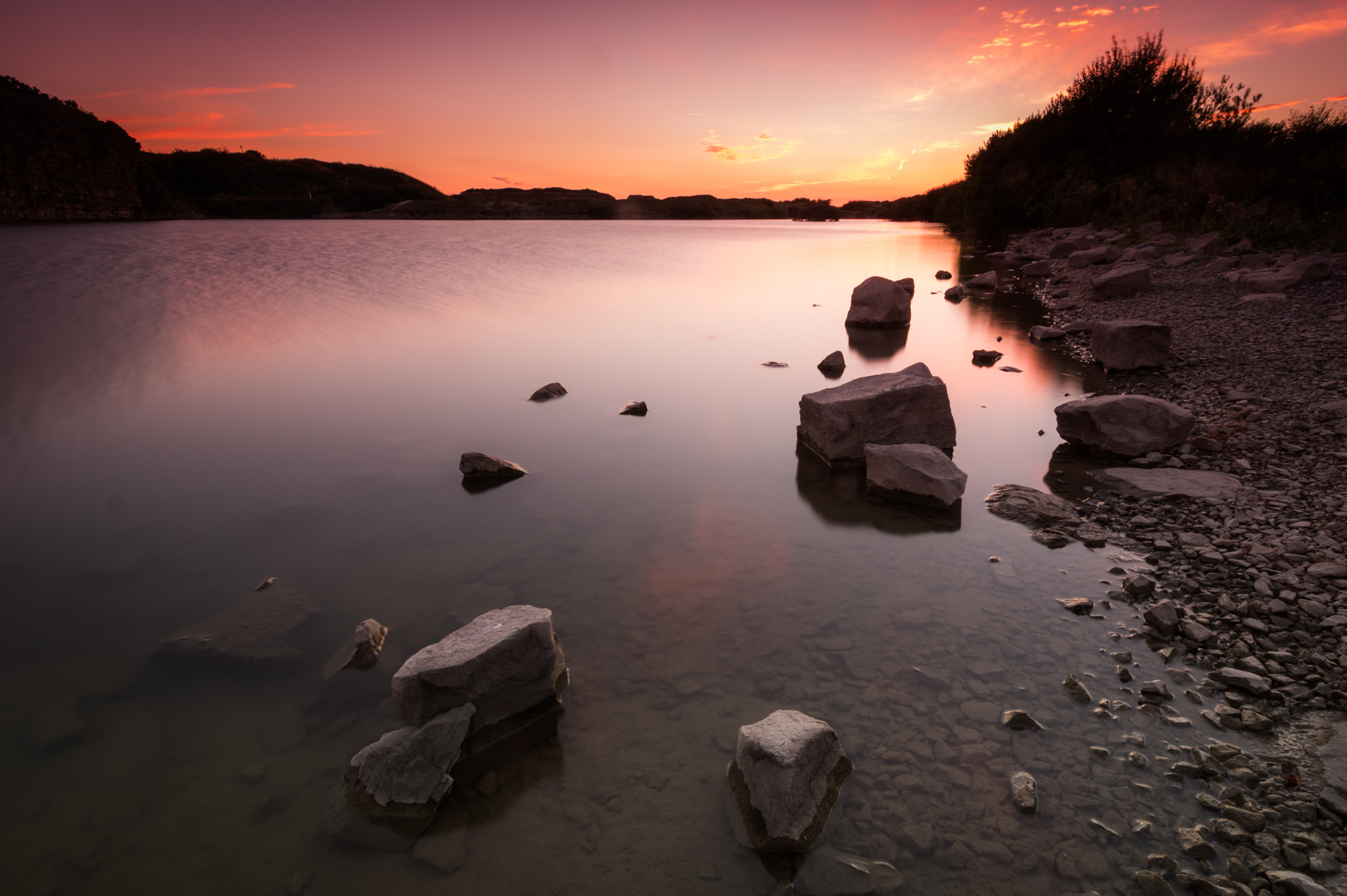 Sigma 10-20mm F3.5 EX DC HSM sample photo. Last light photography