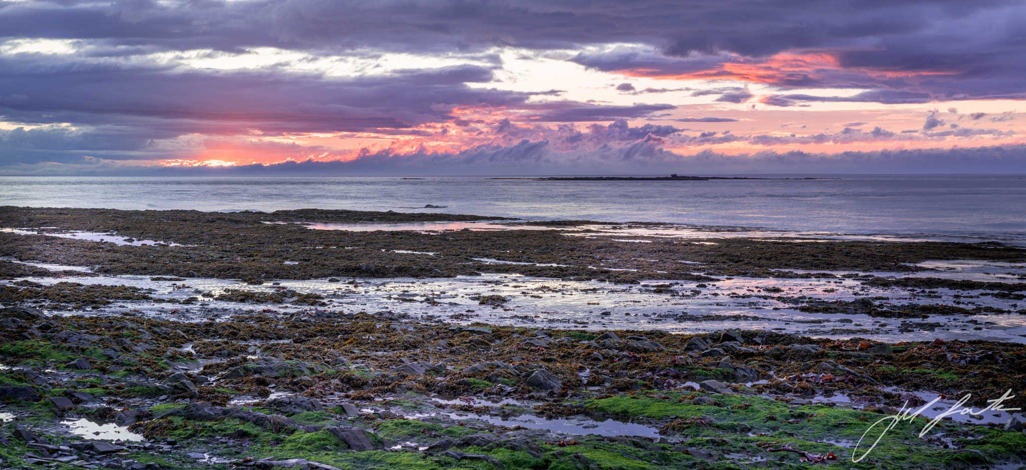 Sony a7R + Sony FE 50mm F1.8 sample photo. Sunrise ile aux coudres québec canada photography