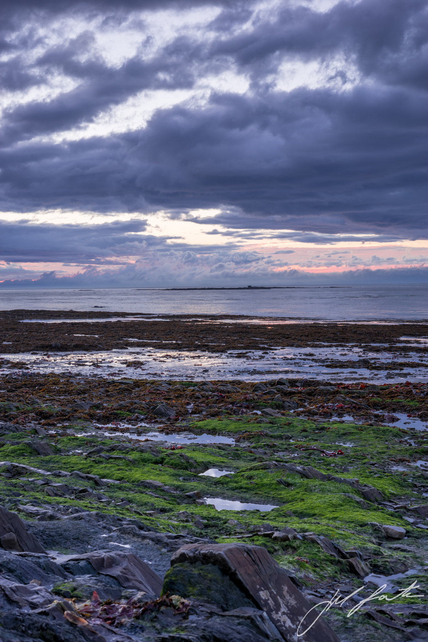 Sony a7R + Sony FE 50mm F1.8 sample photo. Sunrise ile aux coudres québec canada photography