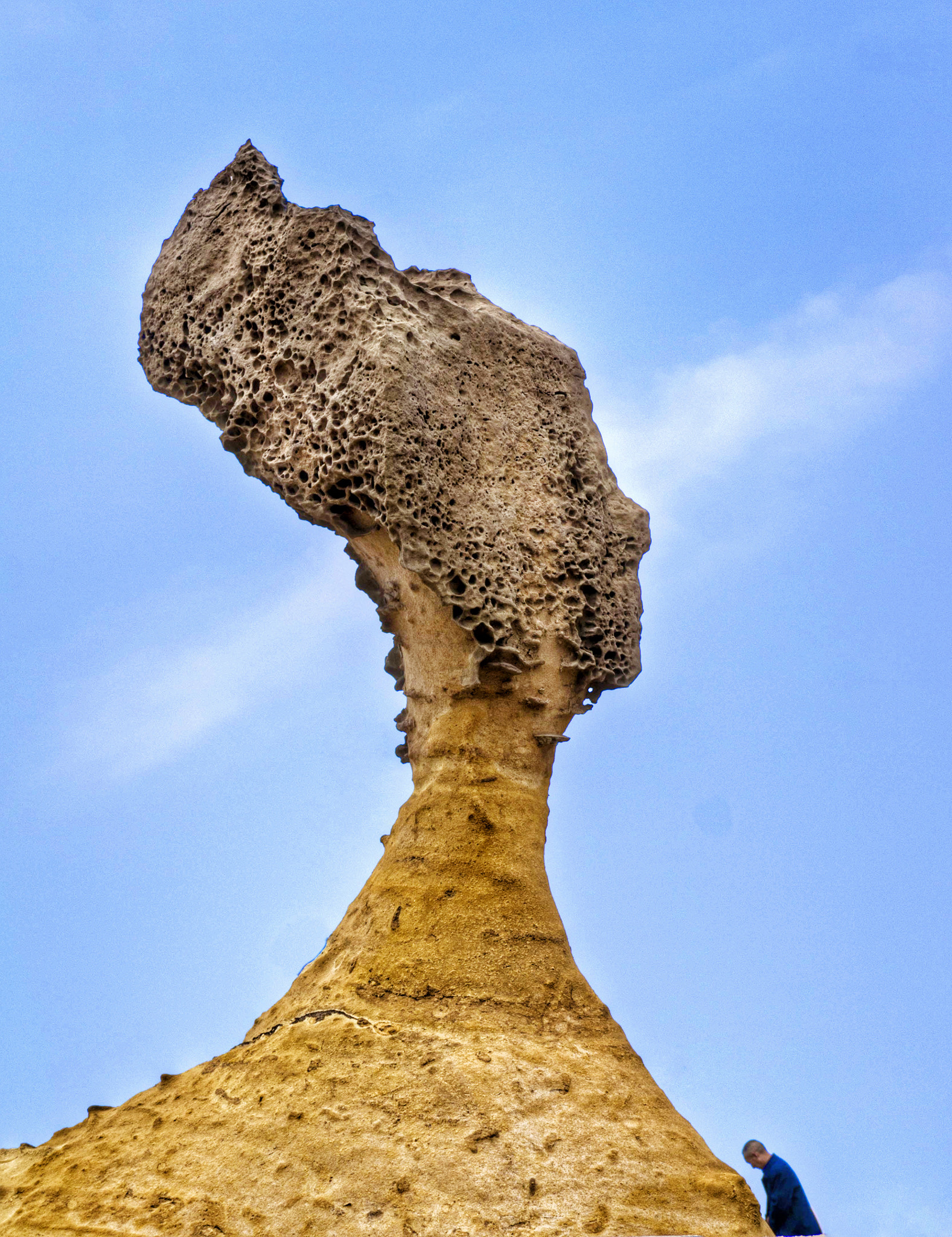 Panasonic Lumix DMC-GX1 sample photo. Taiwan romance, queen's head at yehliu geopark photography