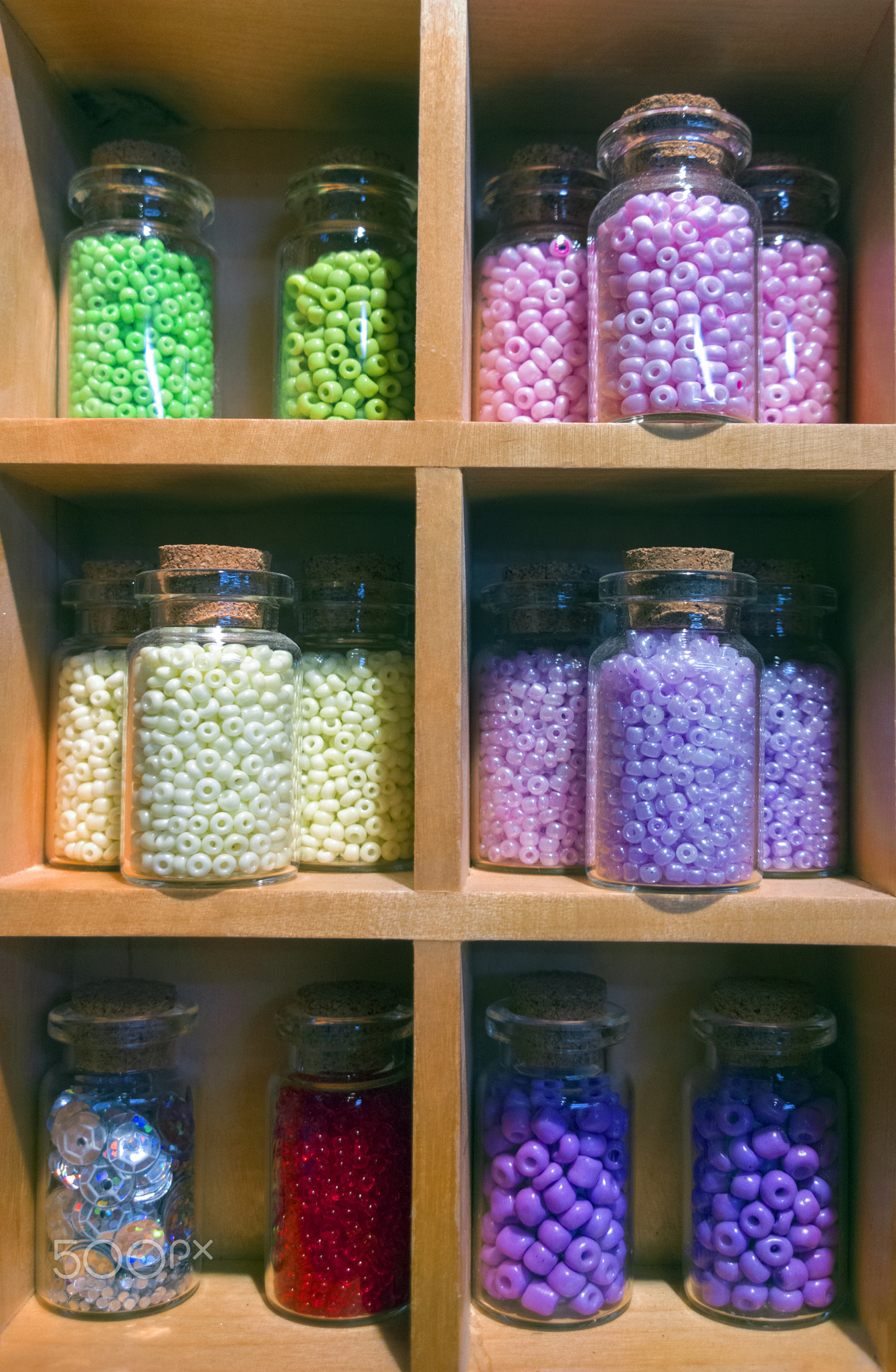 Multicolored beads