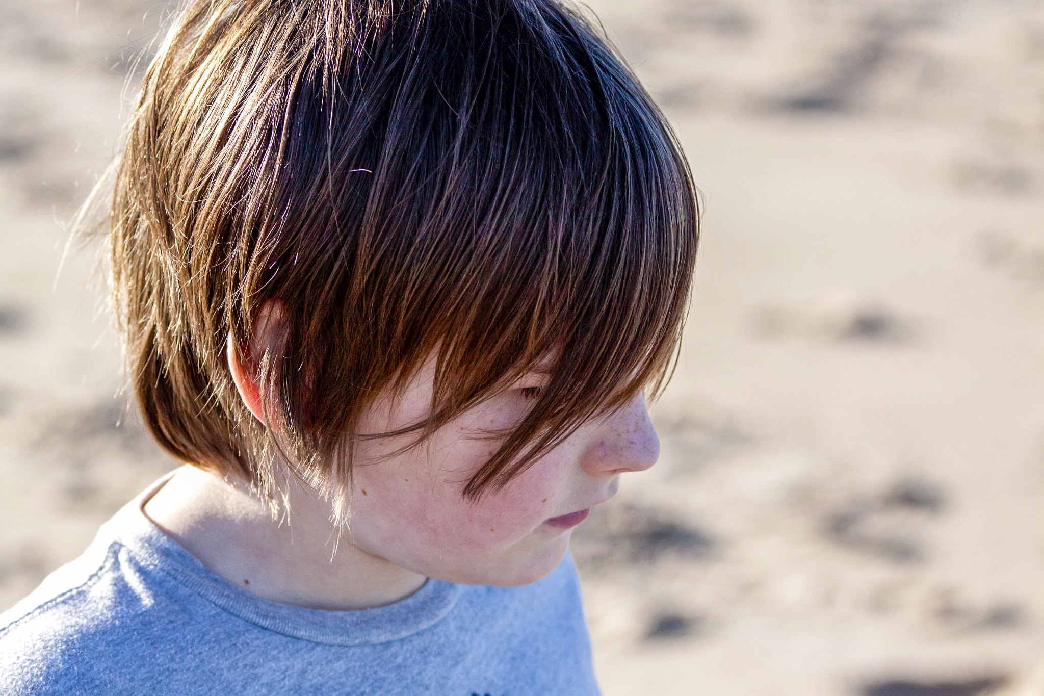 Canon EF 75-300mm F4.0-5.6 IS USM sample photo. Boy on the beach. photography