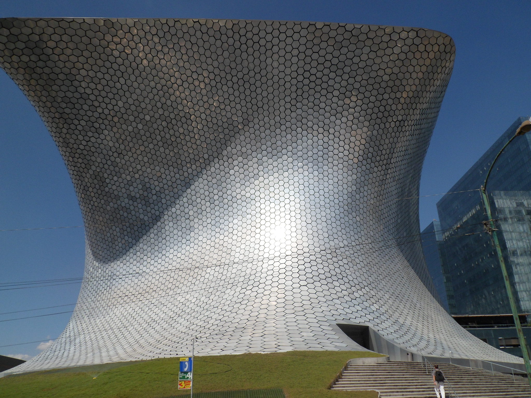 Samsung PL210, PL211 / VLUU PL210, PL211 sample photo. Museo soumaya, ciudad de méxico photography