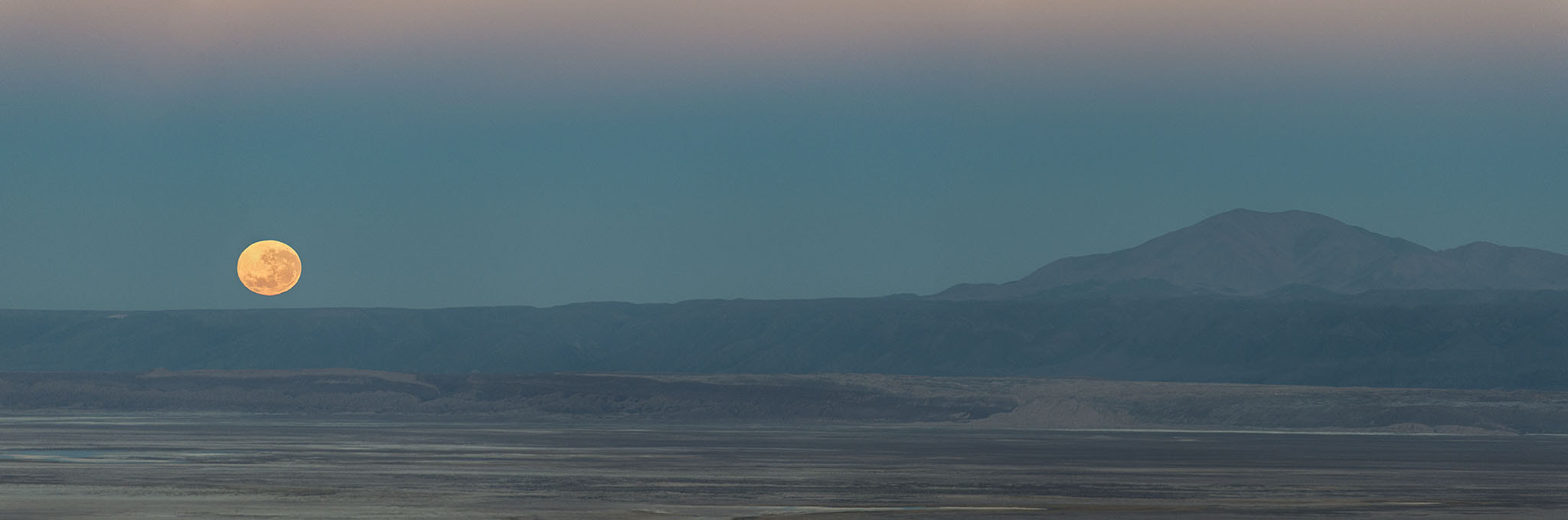Nikon D600 sample photo. Moonset photography