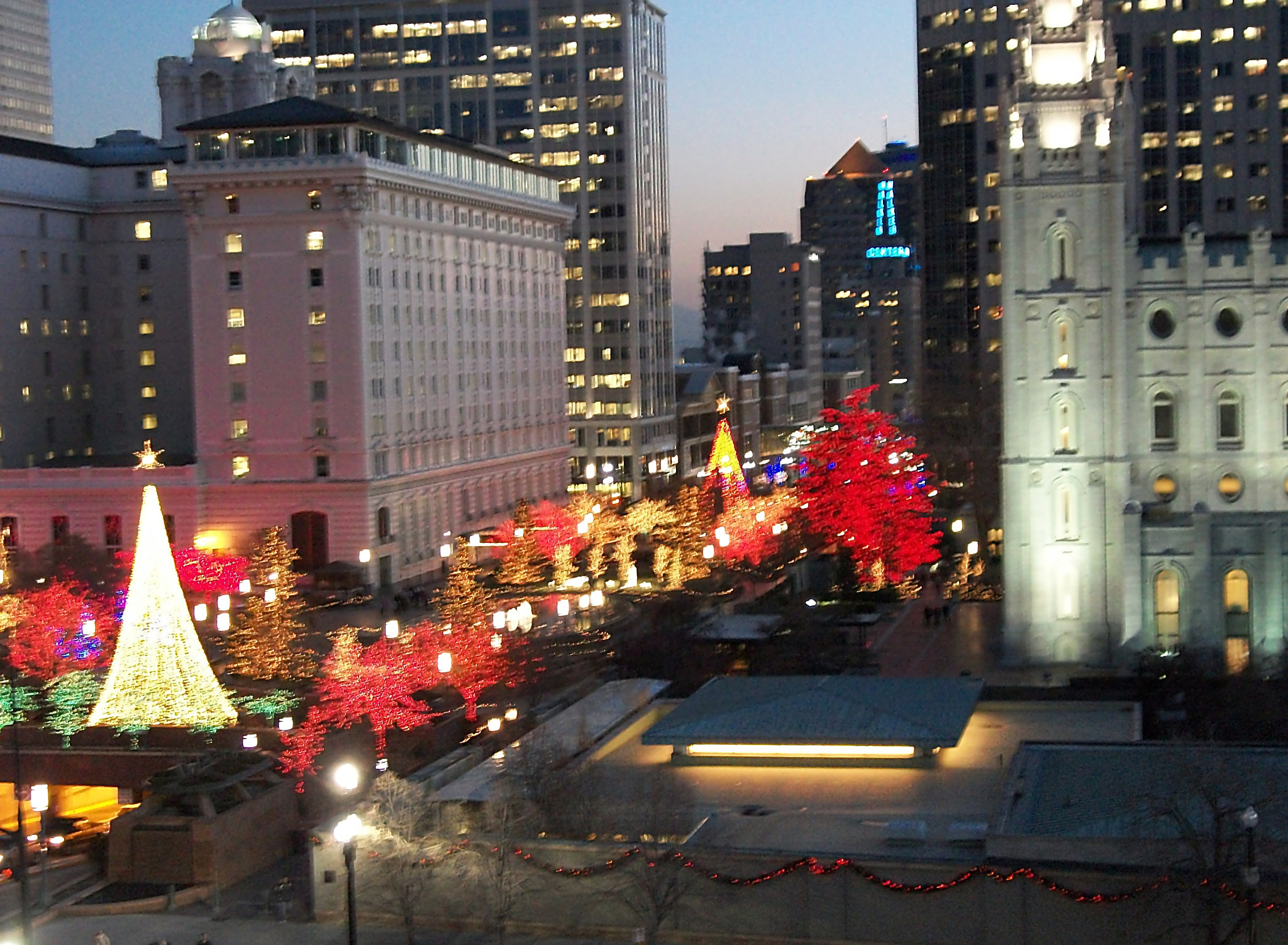 Kodak EASYSHARE C180 DIGITAL CAMERA sample photo. Slc christmas photography