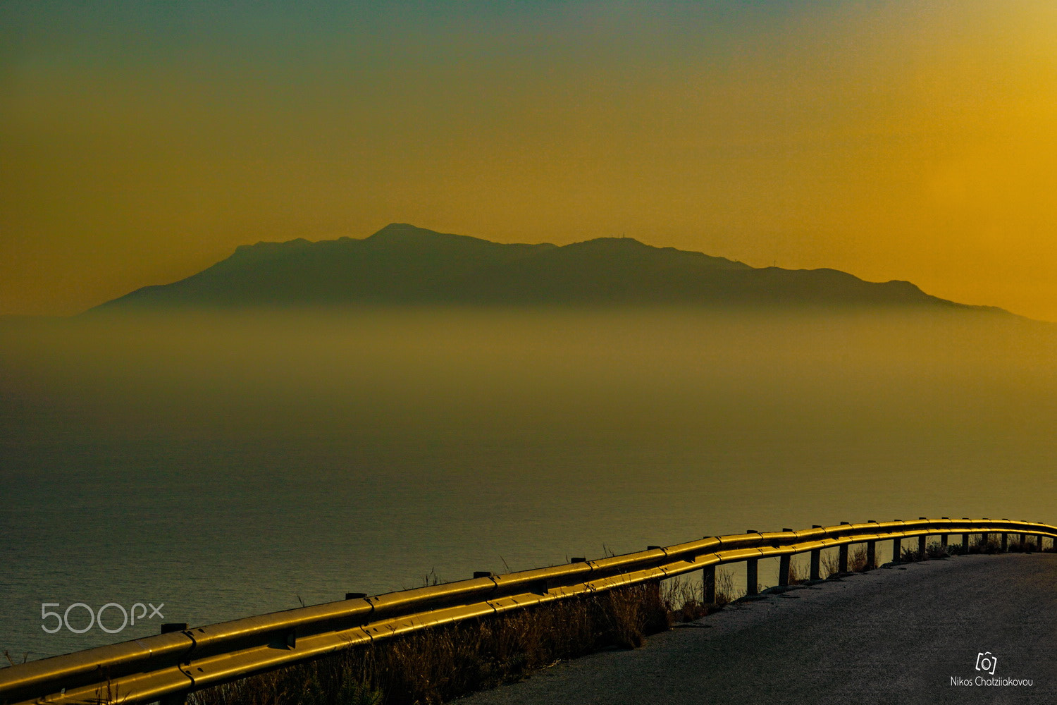 Sony E PZ 18-200mm F3.5-6.3 OSS sample photo. Sunset photography