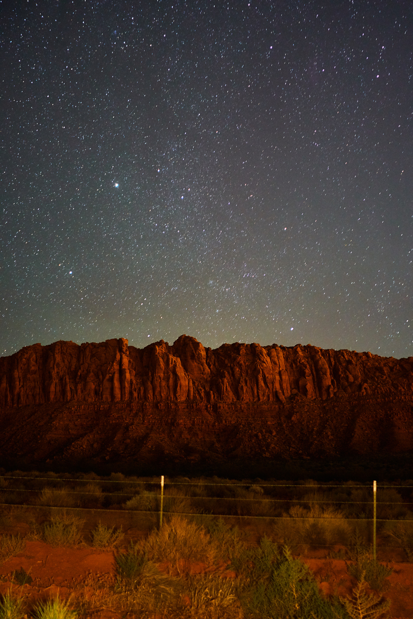 Sony a6300 + Sony FE 28mm F2 sample photo. Red canyon vertical photography