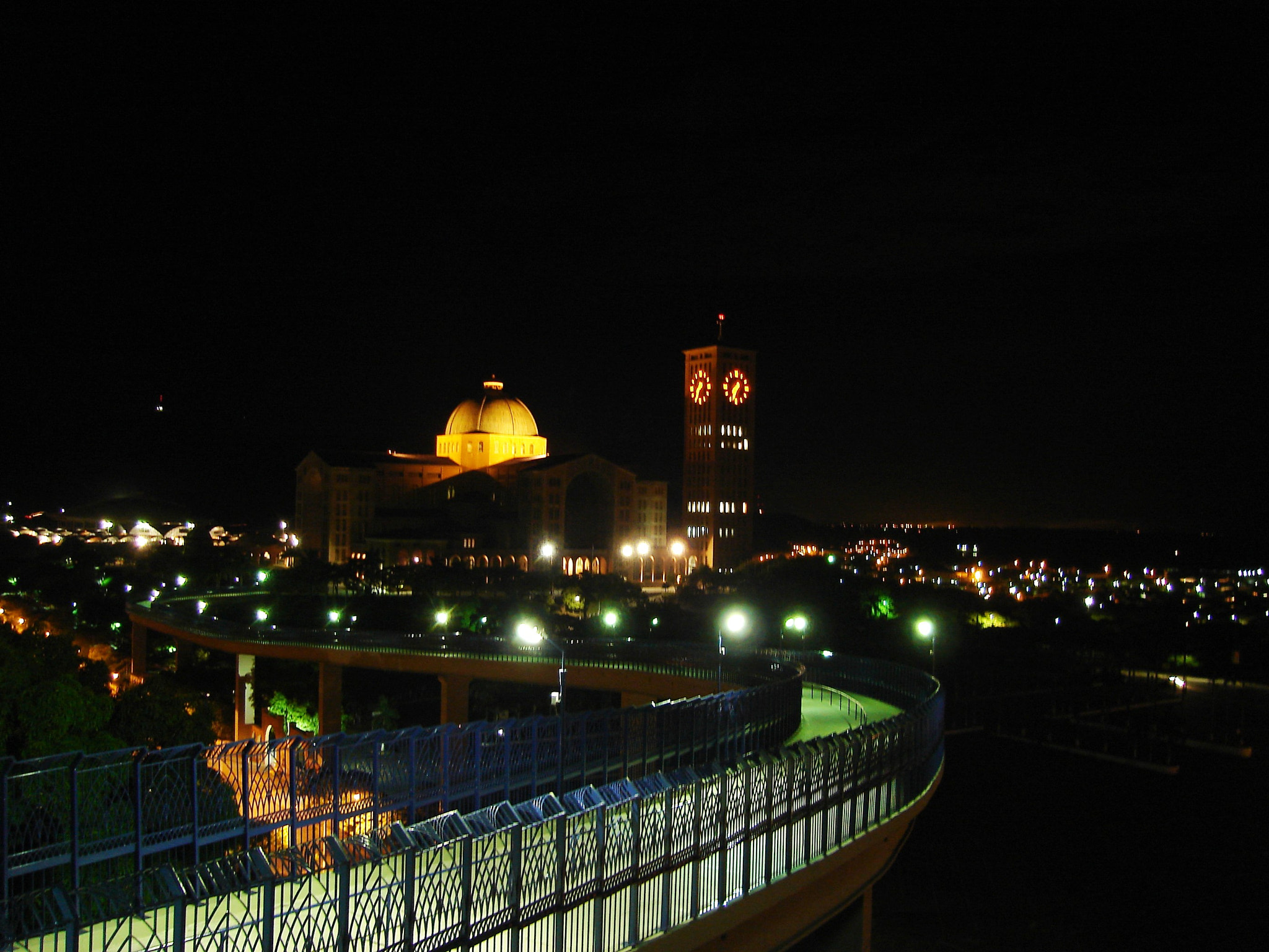 Sony DSC-S600 sample photo. Basílica de nossa senhora aparecida photography