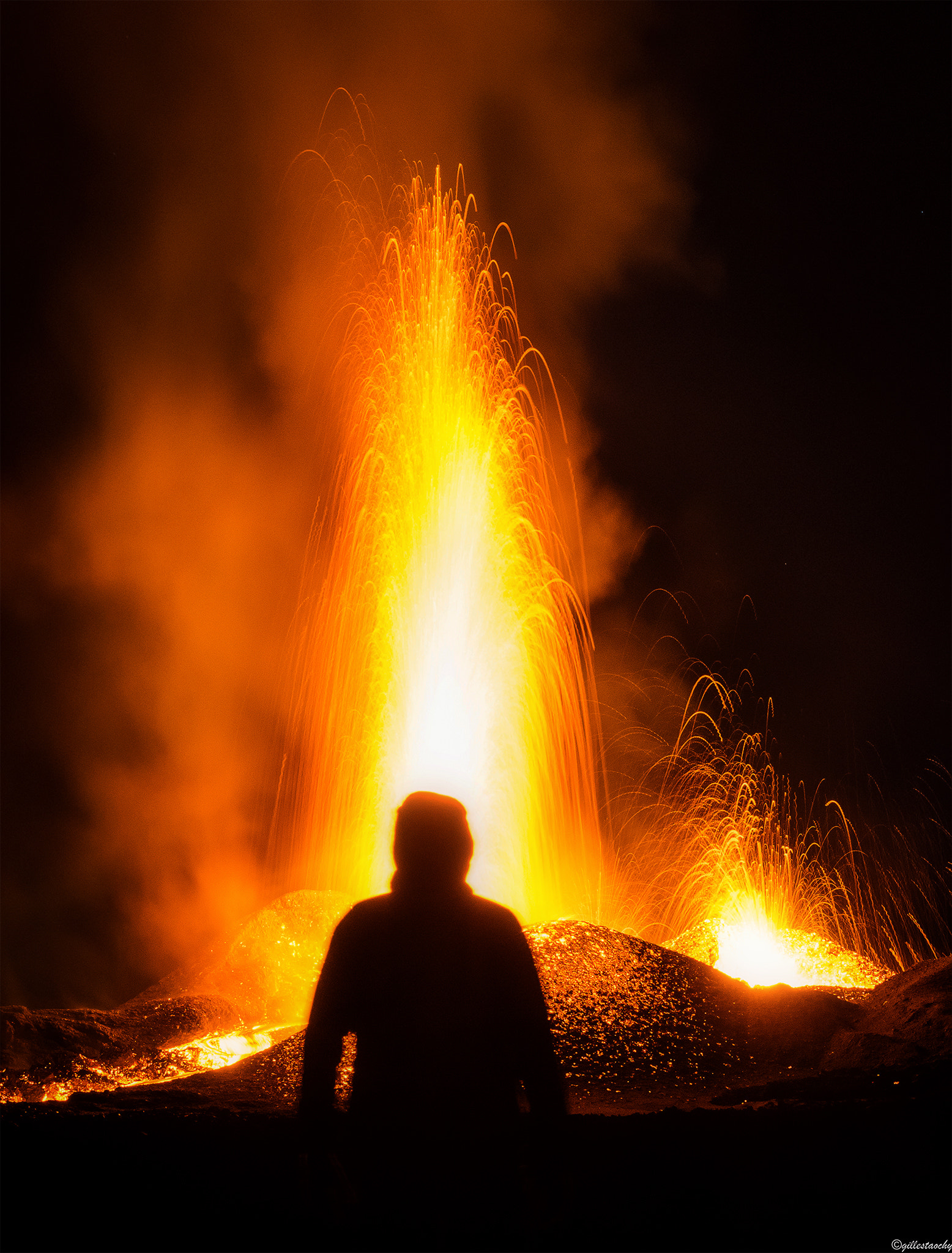 Sigma 70-200mm F2.8 EX DG Macro HSM II sample photo. Man vs volcano photography