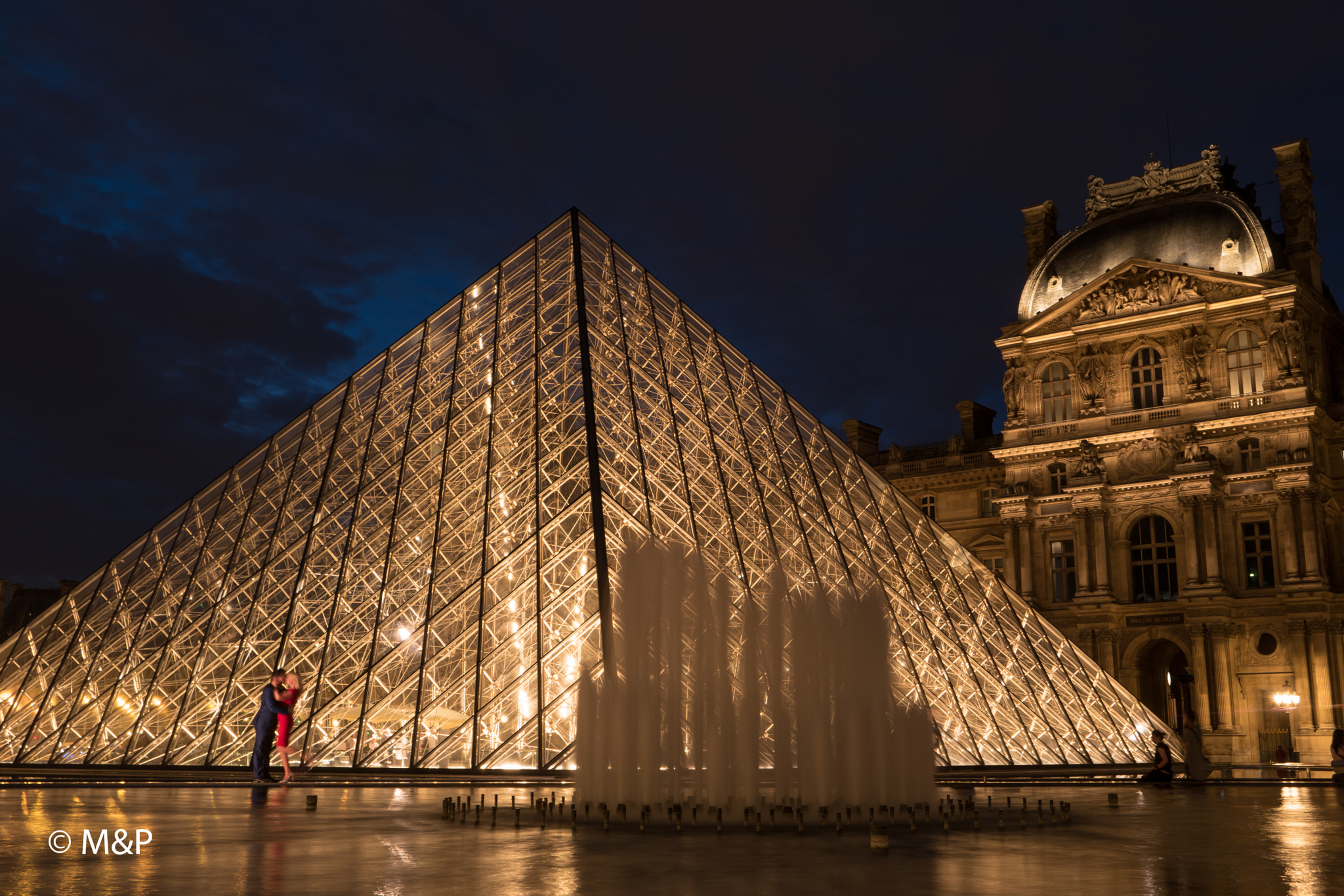Samsung NX1 sample photo. From paris with love photography
