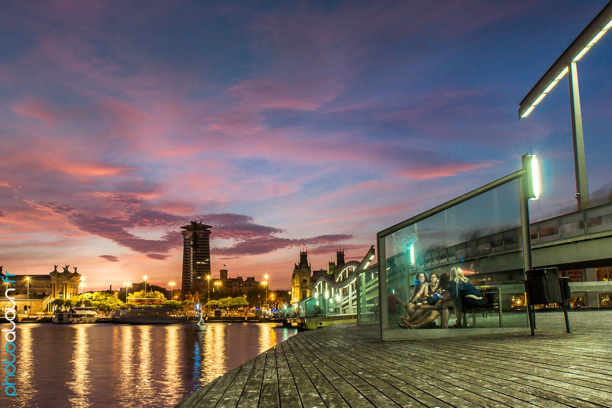 Sony SLT-A77 + Sony DT 11-18mm F4.5-5.6 sample photo. Sunset at barcelona photography