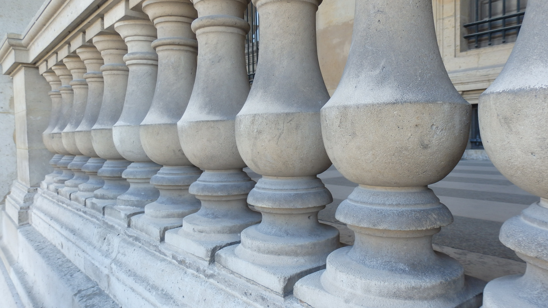 Olympus SZ-16,DZ-105 sample photo. Repeat column photography