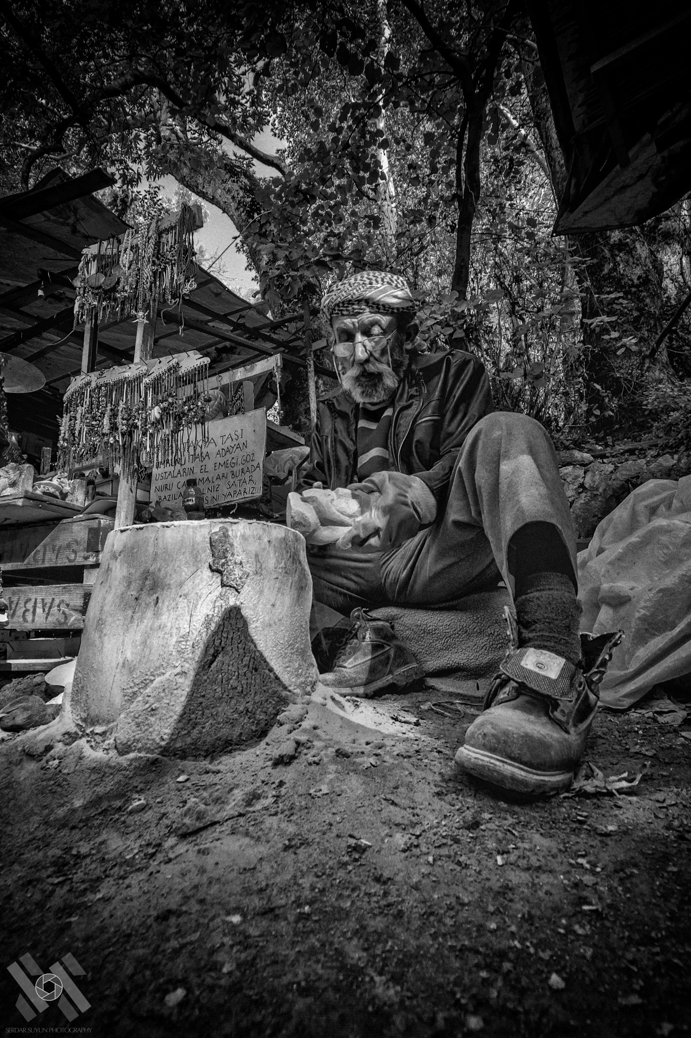 Canon EOS 760D (EOS Rebel T6s / EOS 8000D) sample photo. Sculptor photography
