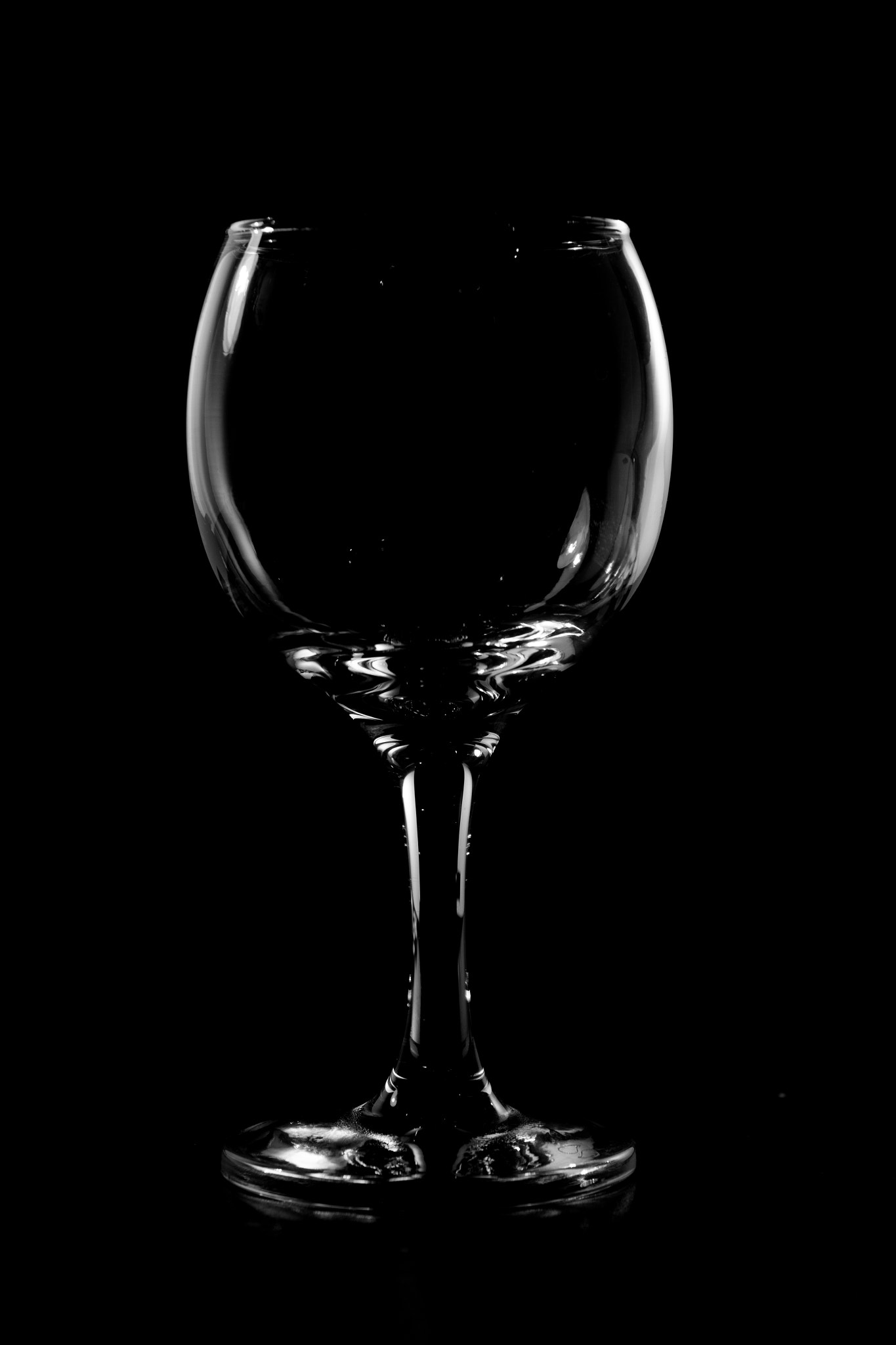 Sigma 17-70mm F2.8-4 DC Macro OS HSM sample photo. Glass photography