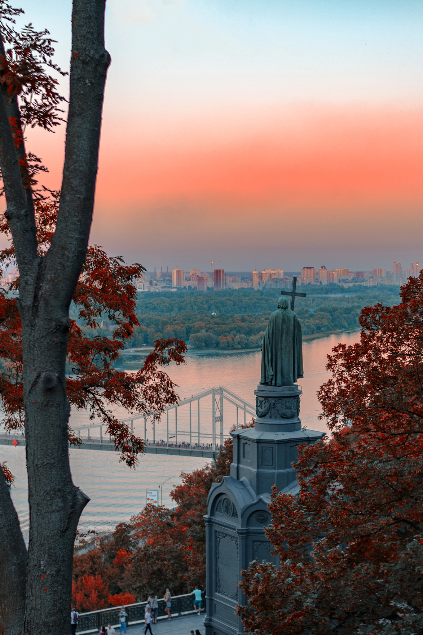 Nikon D7200 + Sigma 30mm F1.4 EX DC HSM sample photo. Autumn kiev photography