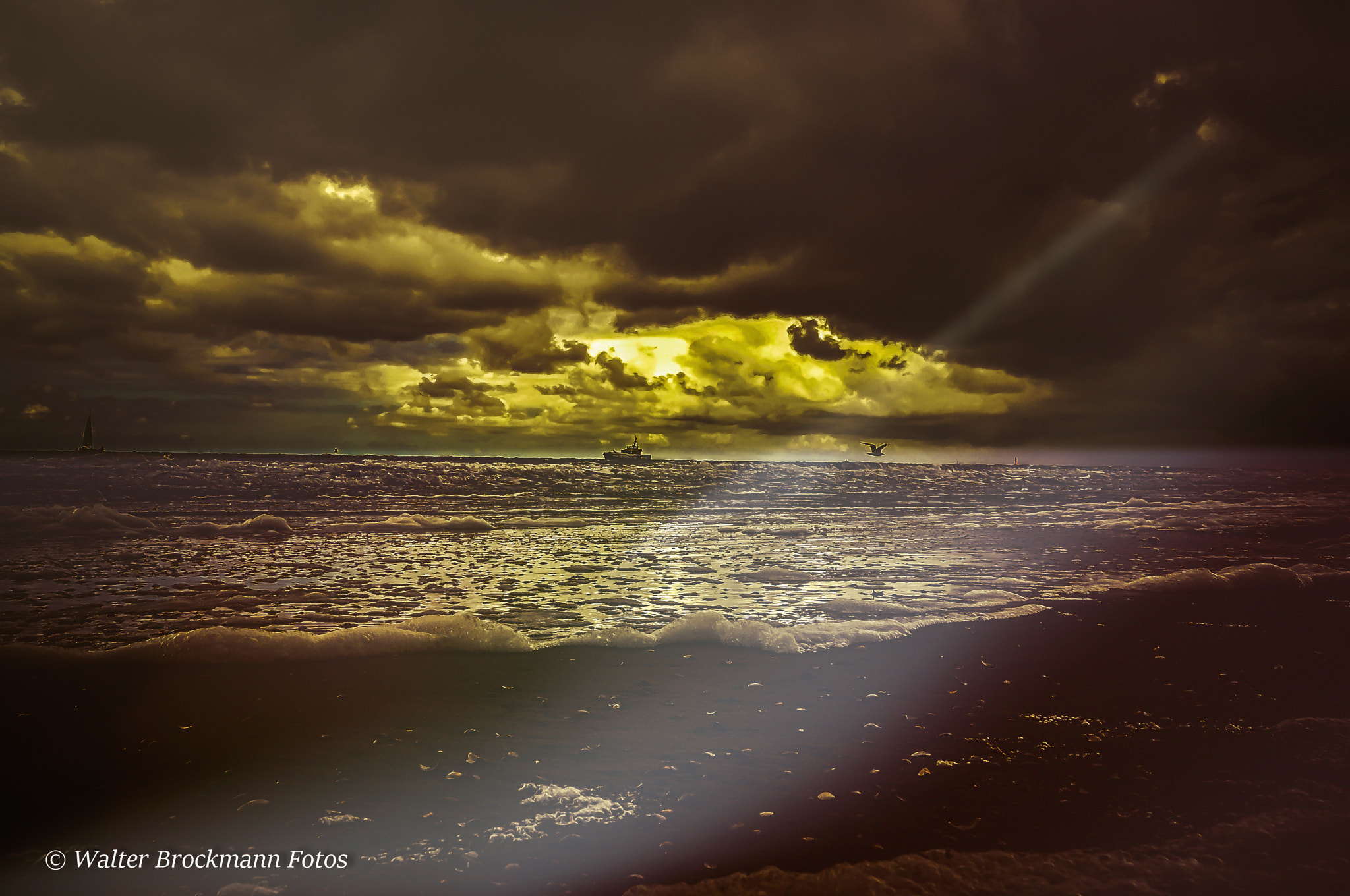 Sigma 17-50mm F2.8 EX DC OS HSM sample photo. Unwetter an der nordsee photography