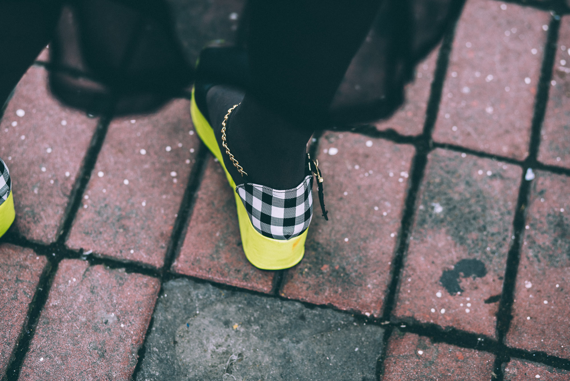Sony a7R + Canon EF 85mm F1.8 USM sample photo. Dsc photography