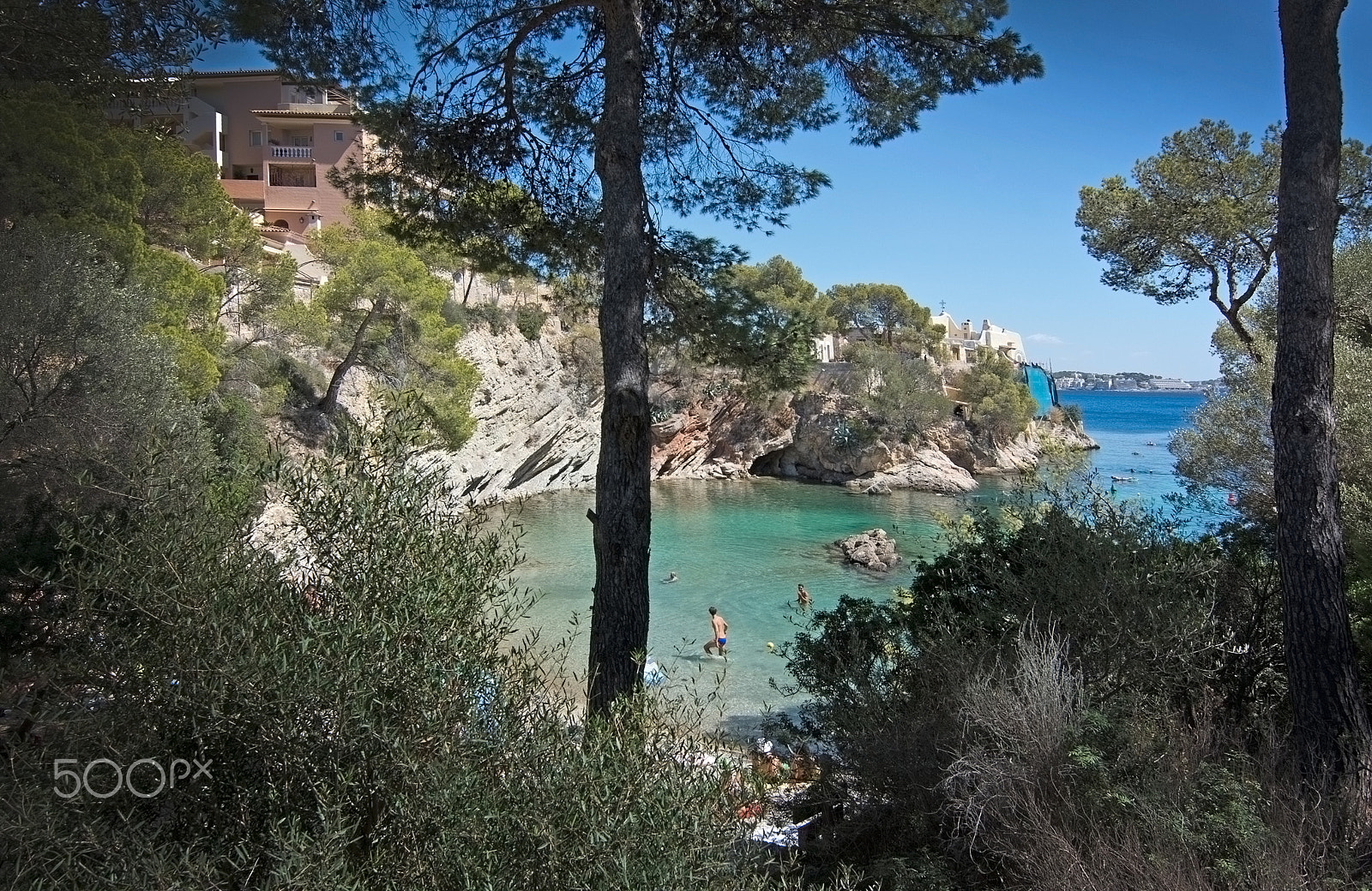 AF Zoom-Nikkor 35-80mm f/4-5.6D sample photo. Cala fornells beach photography