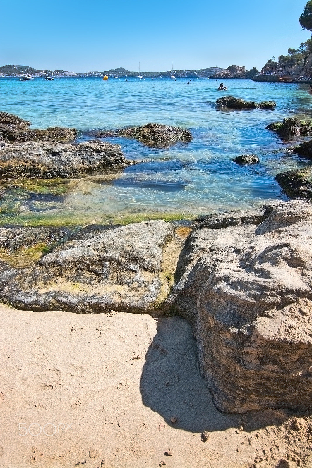 AF Zoom-Nikkor 28-100mm f/3.5-5.6G sample photo. Cala fornells beach photography