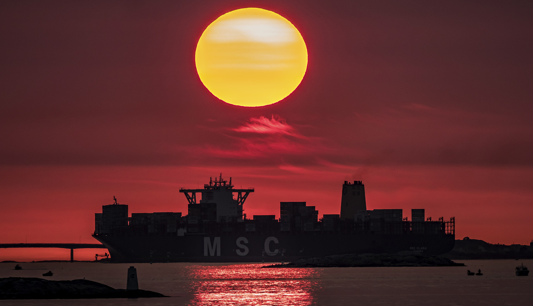 Panasonic Lumix DMC-GX8 + LEICA DG 100-400/F4.0-6.3 sample photo. Big sunset photography