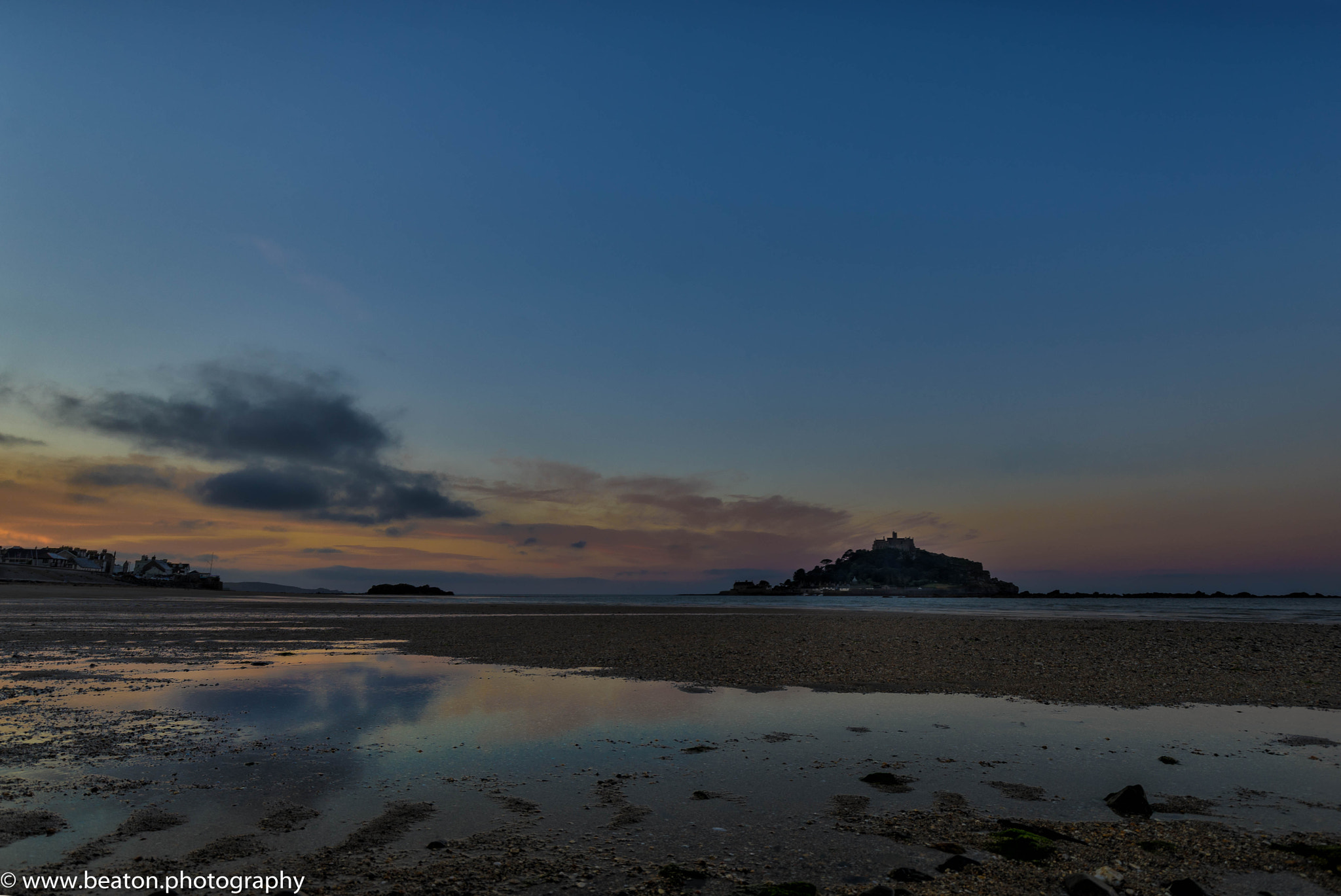 Sony a7 II + Canon EF 16-35mm F4L IS USM sample photo. St michaels mount photography