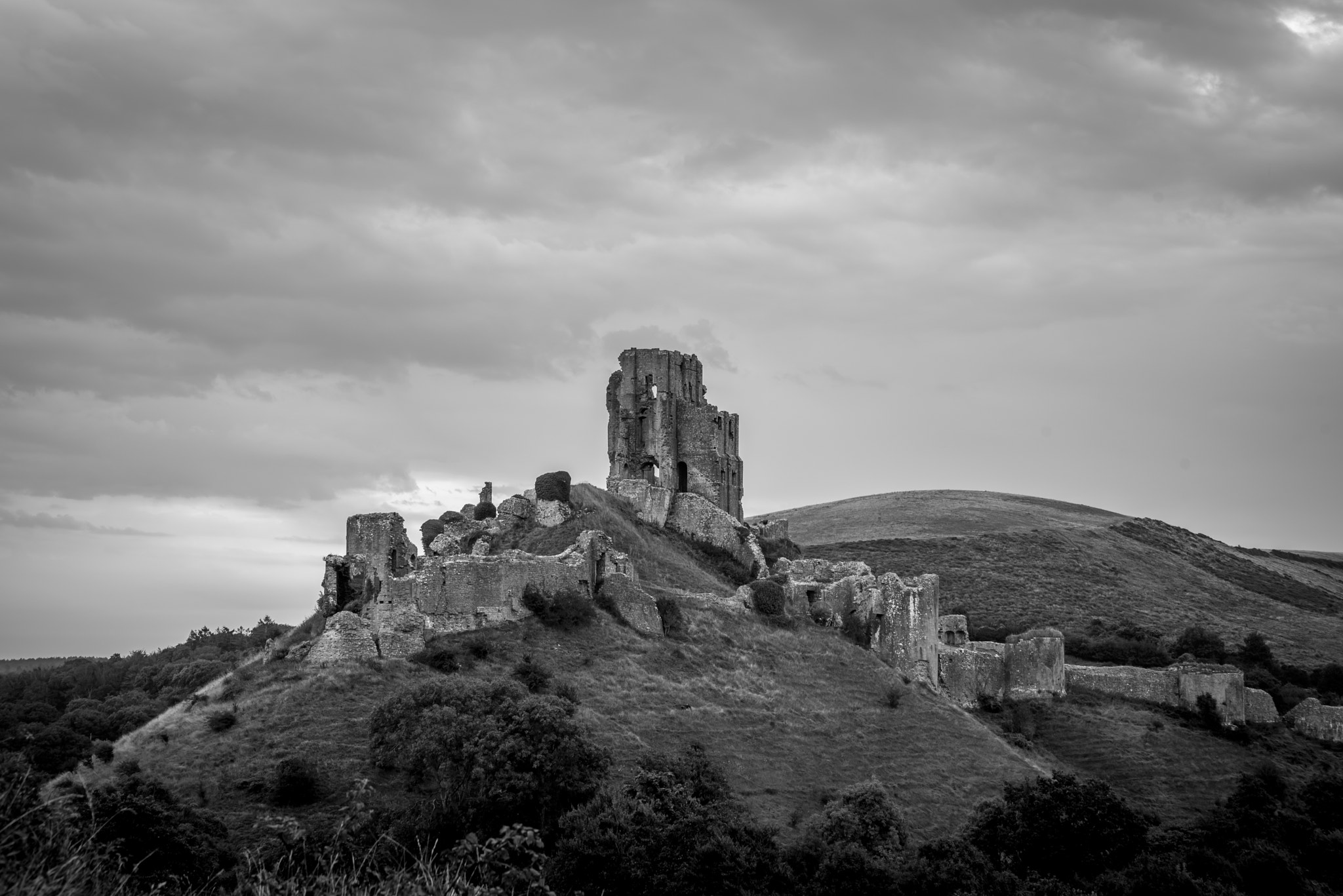 AF Zoom-Nikkor 28-85mm f/3.5-4.5 sample photo. Corfe castle photography