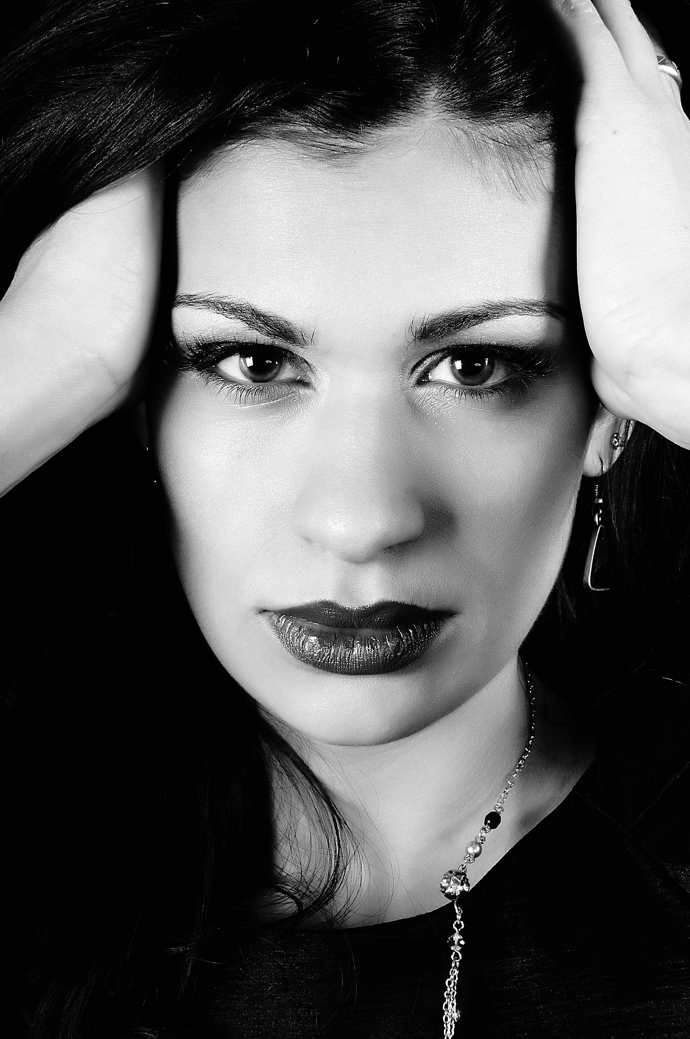 Nikon D2X sample photo. Woman portrait photography